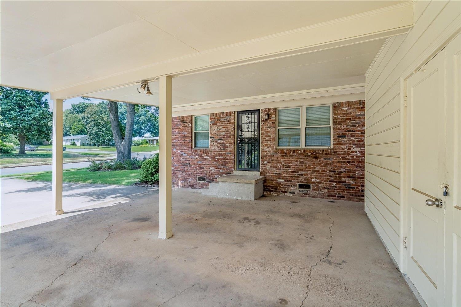 5303 Edenshire Ave Property Photo 37