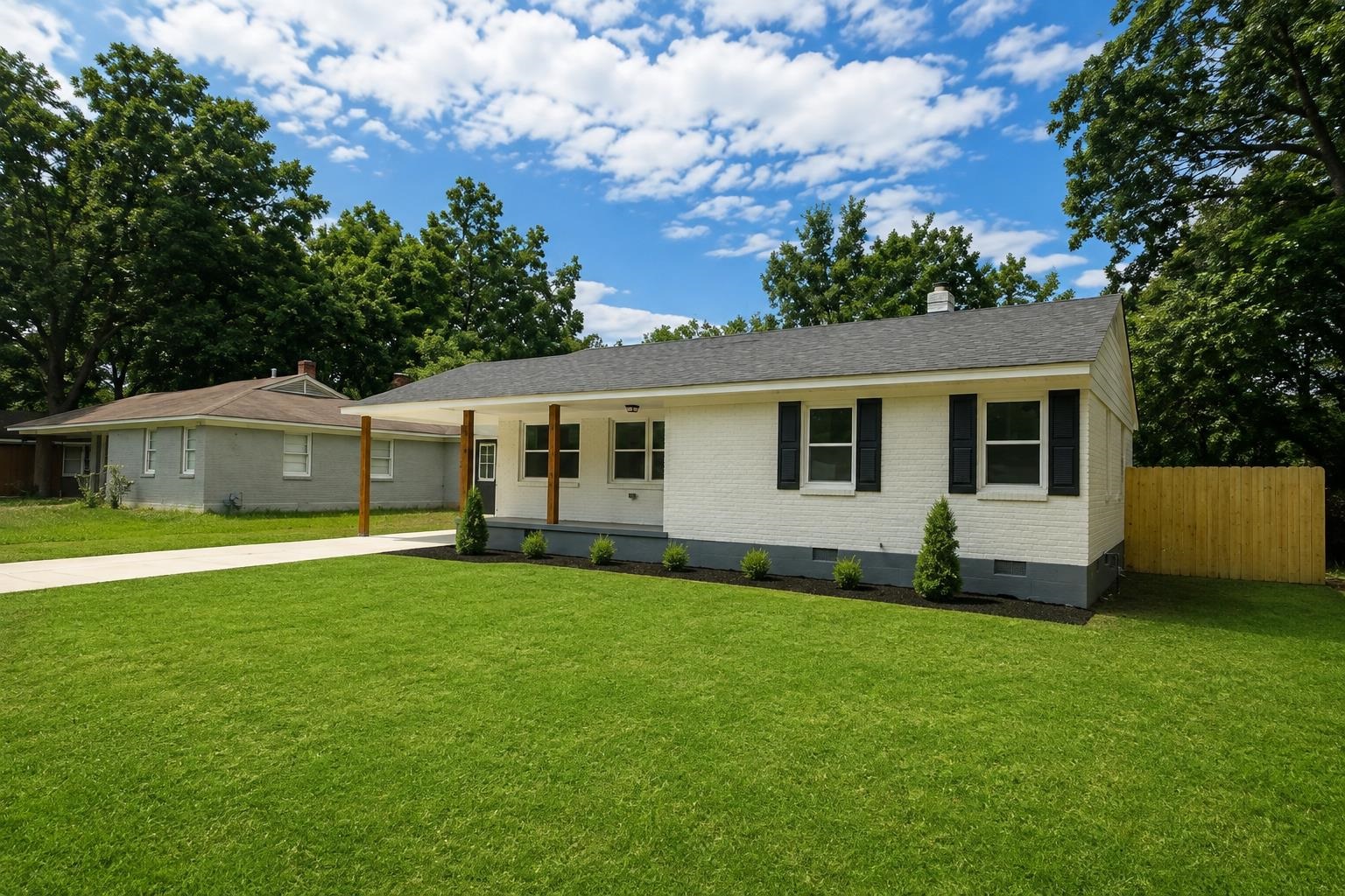 3639 Brompton Dr Property Photo 2
