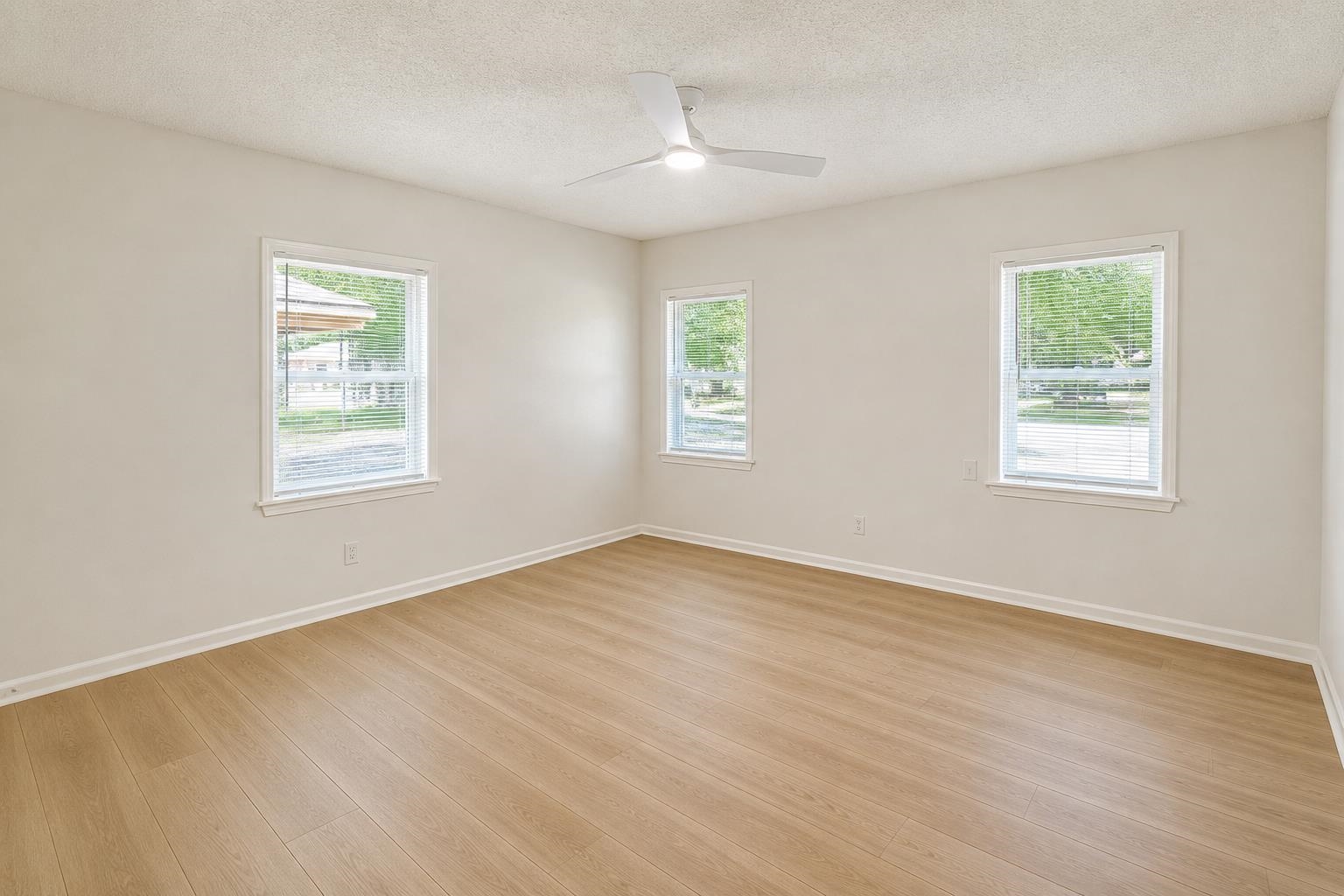 3639 Brompton Dr Property Photo 11