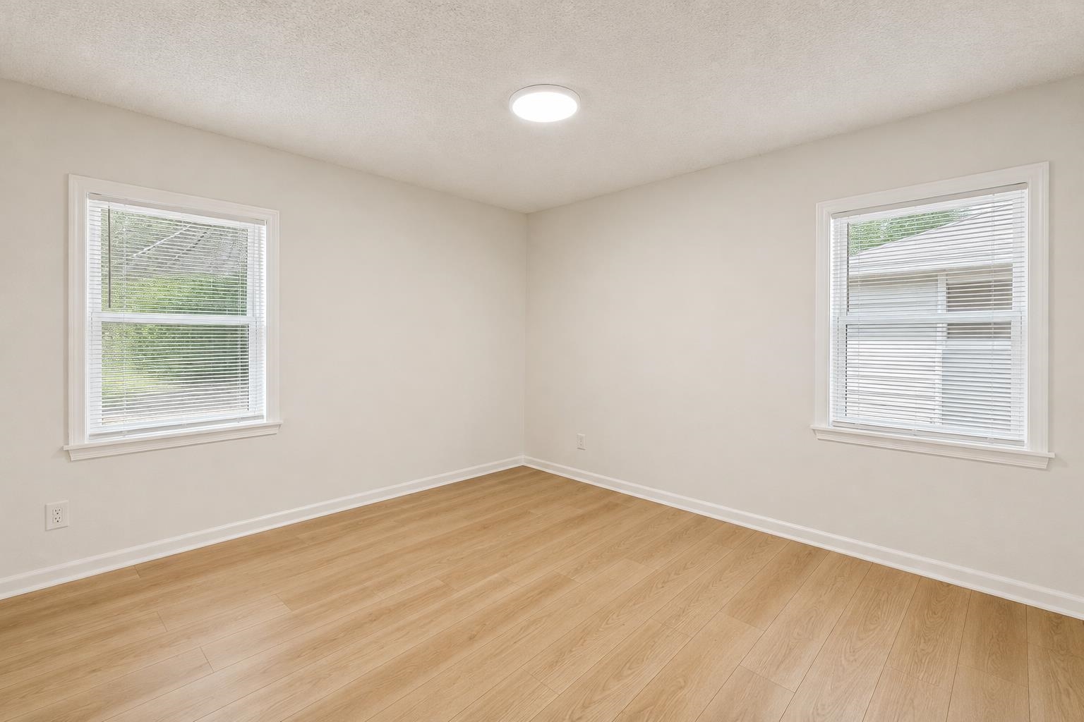 3639 Brompton Dr Property Photo 12