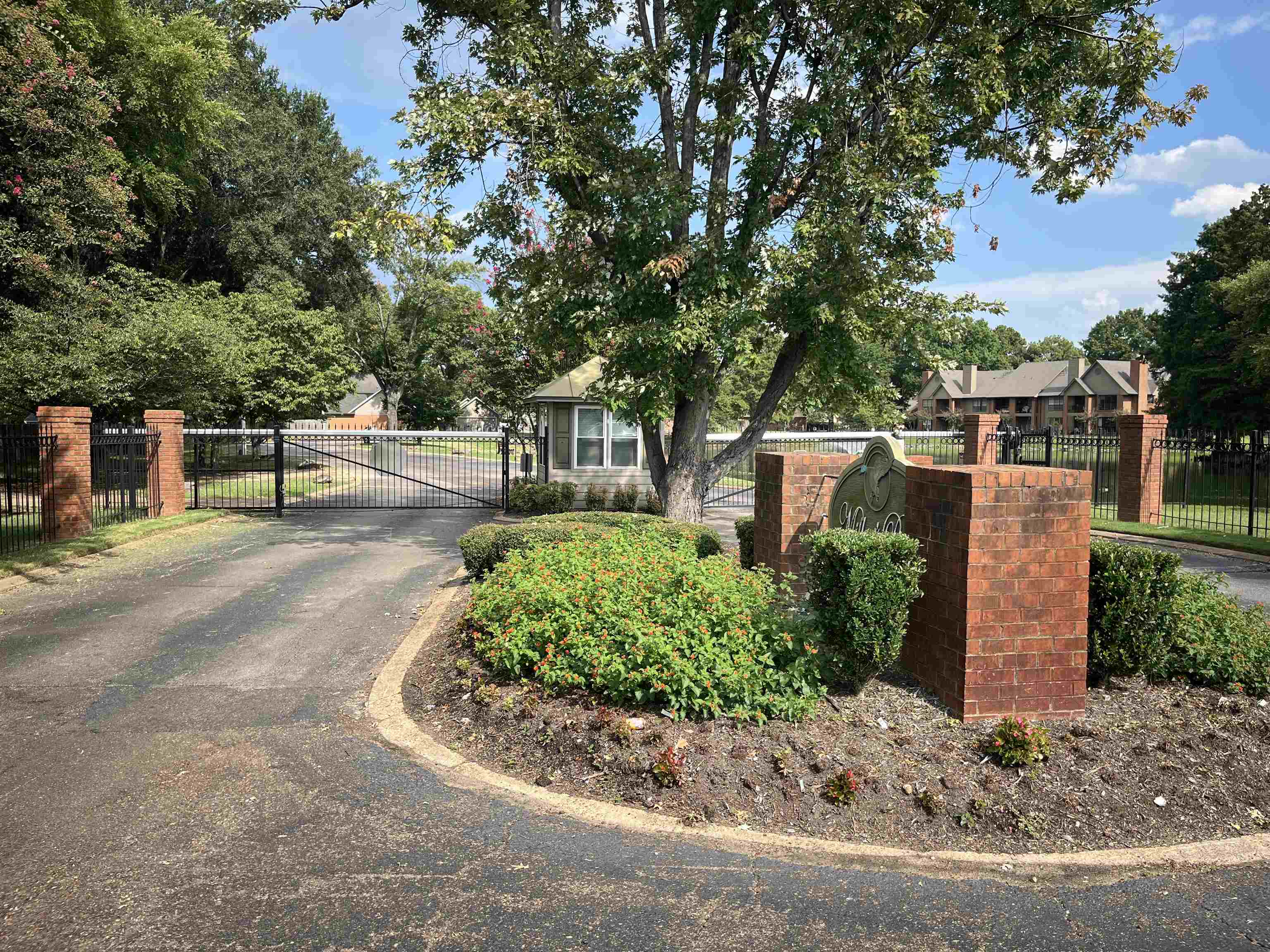 6646 Pondside Cir 1 Property Photo 1