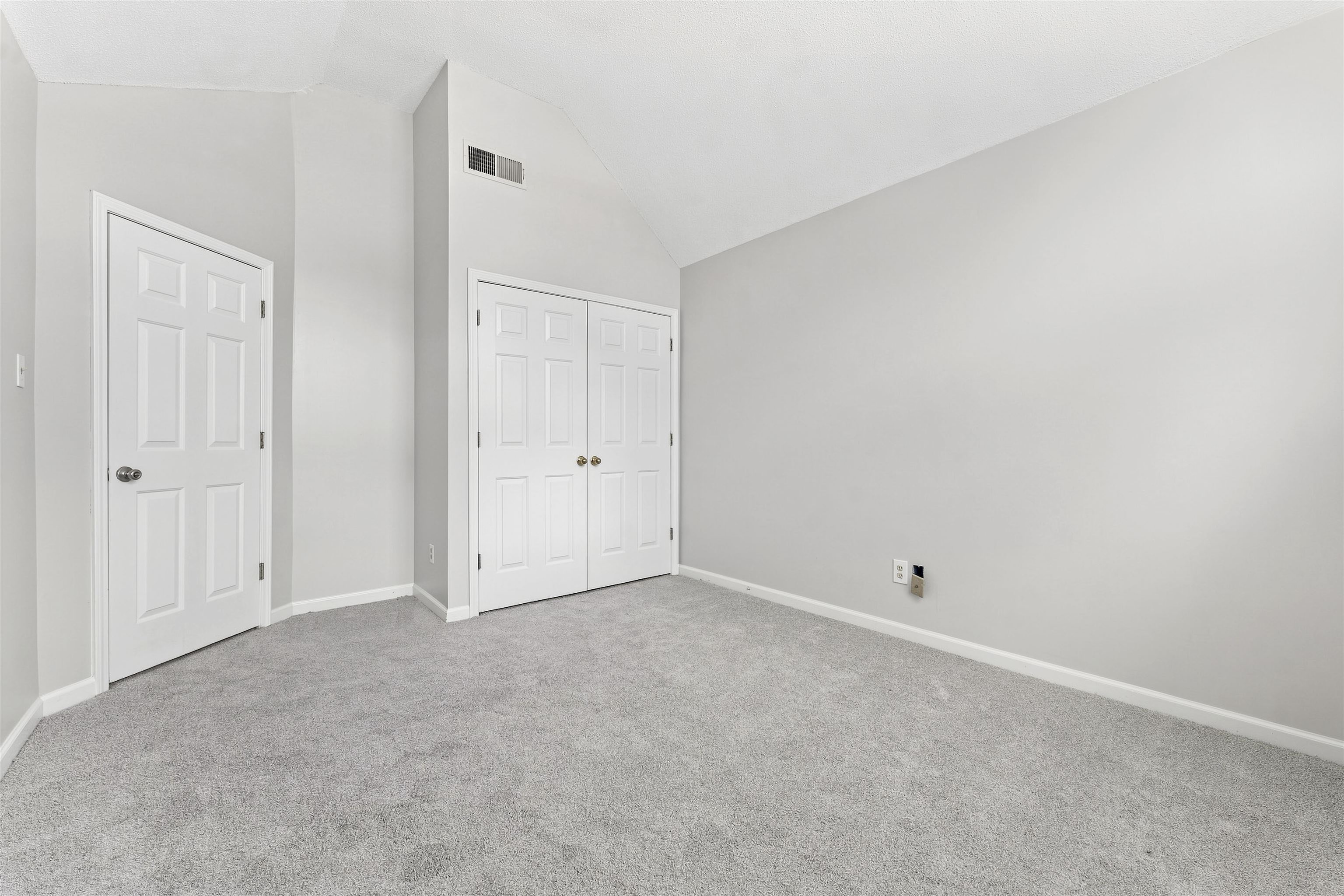 857 Paradise Dr Property Photo 24