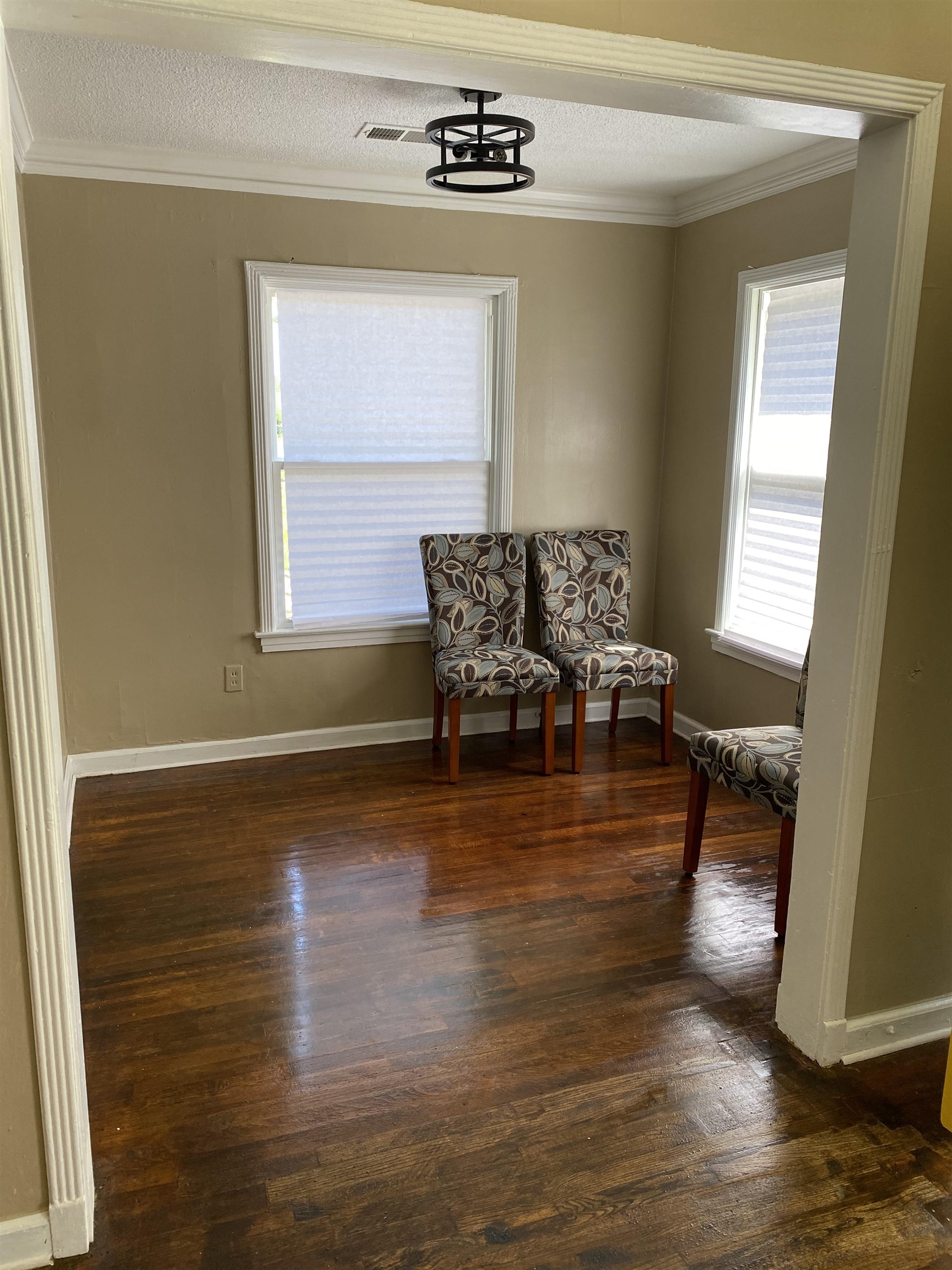 705-707 Semmes St Property Photo 4