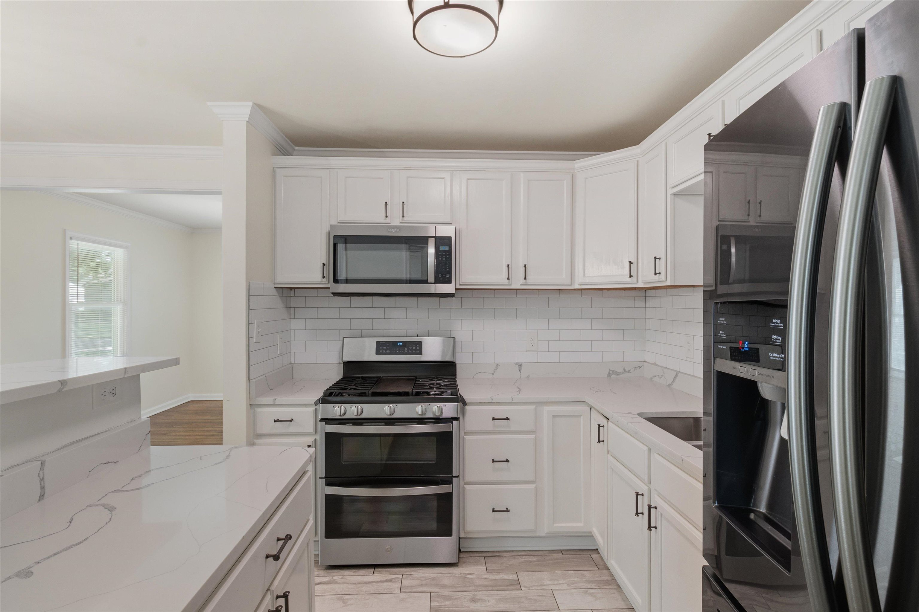 1305 Gherald St Property Photo 8