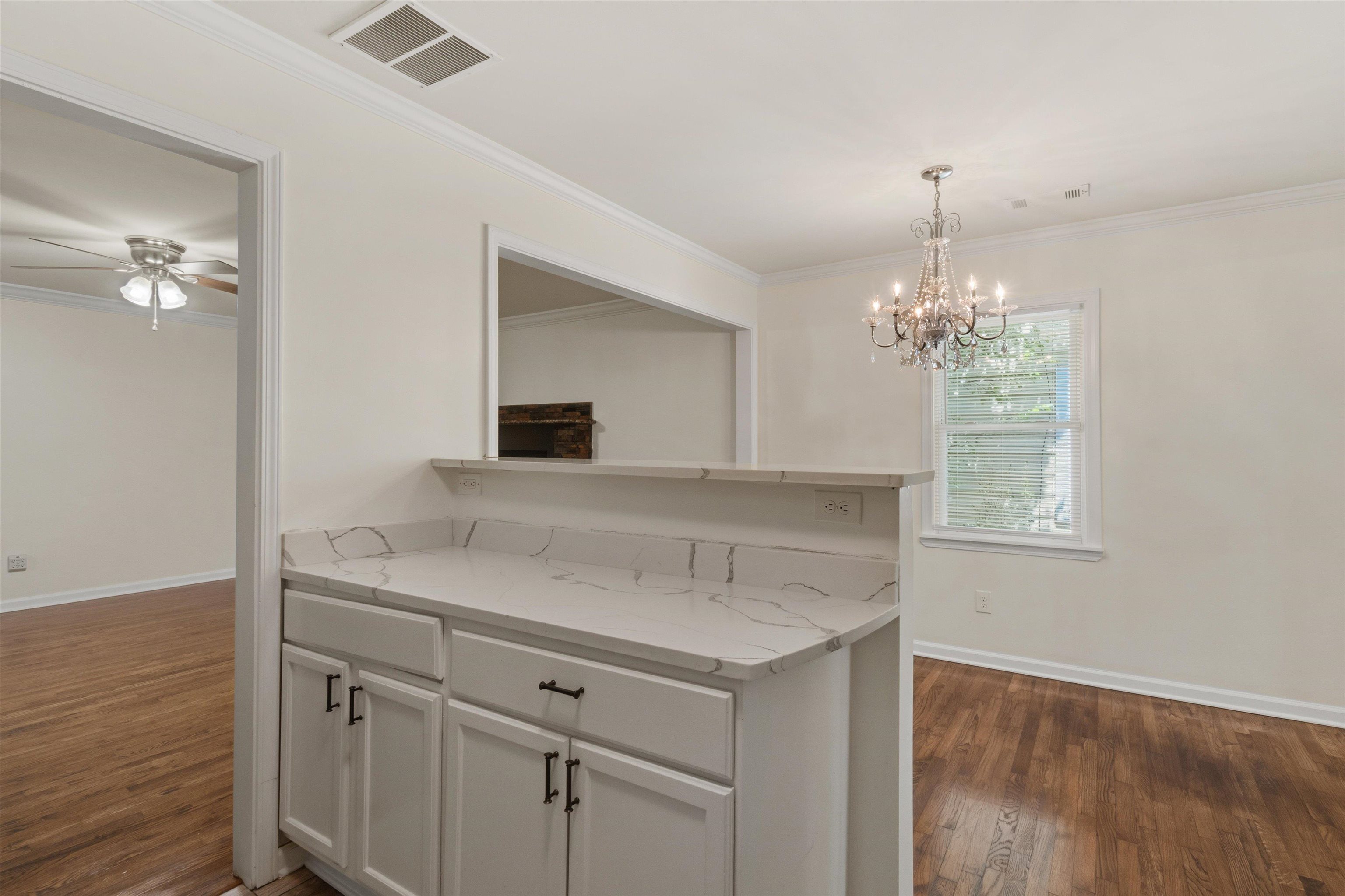 1305 Gherald St Property Photo 12