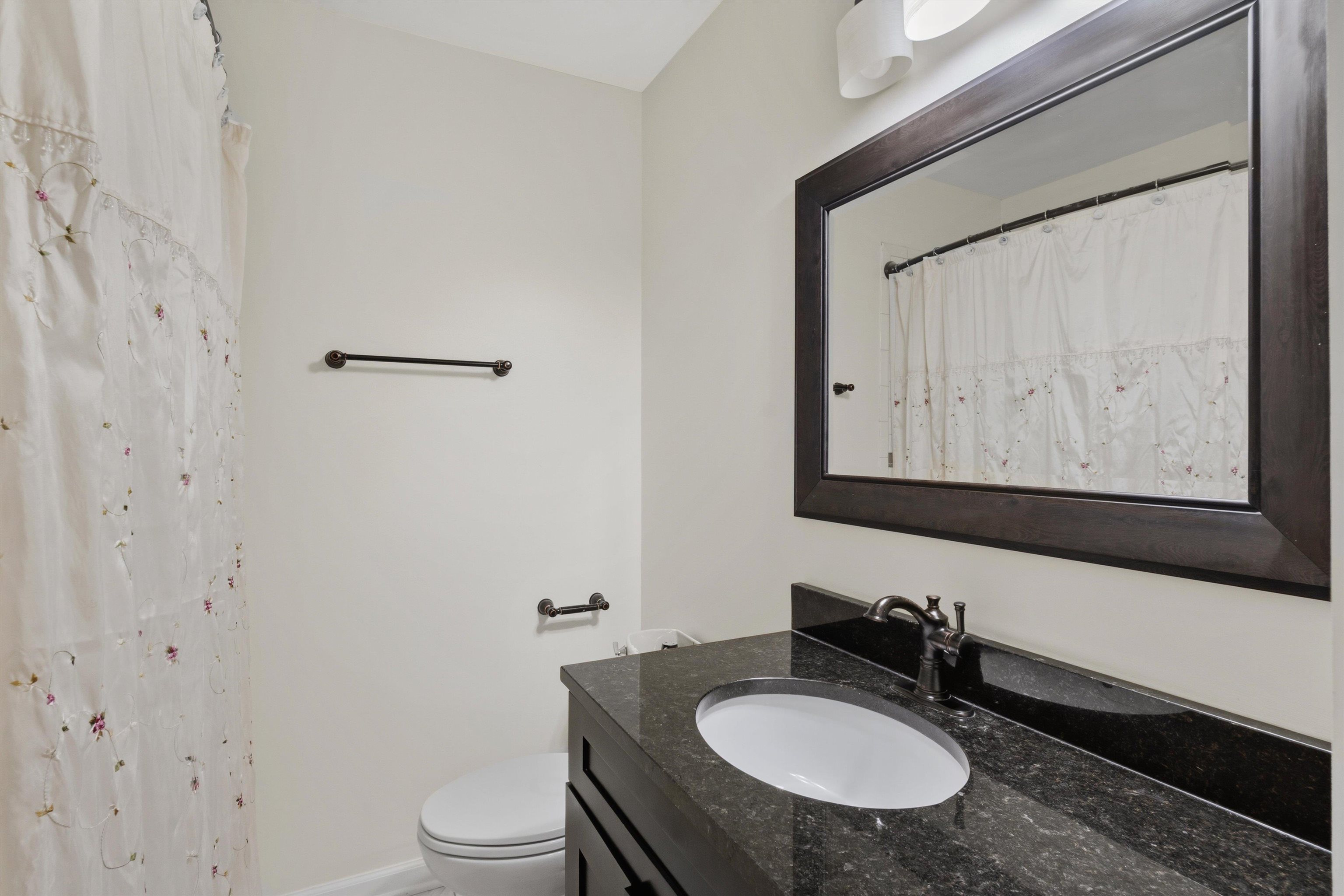 1305 Gherald St Property Photo 13