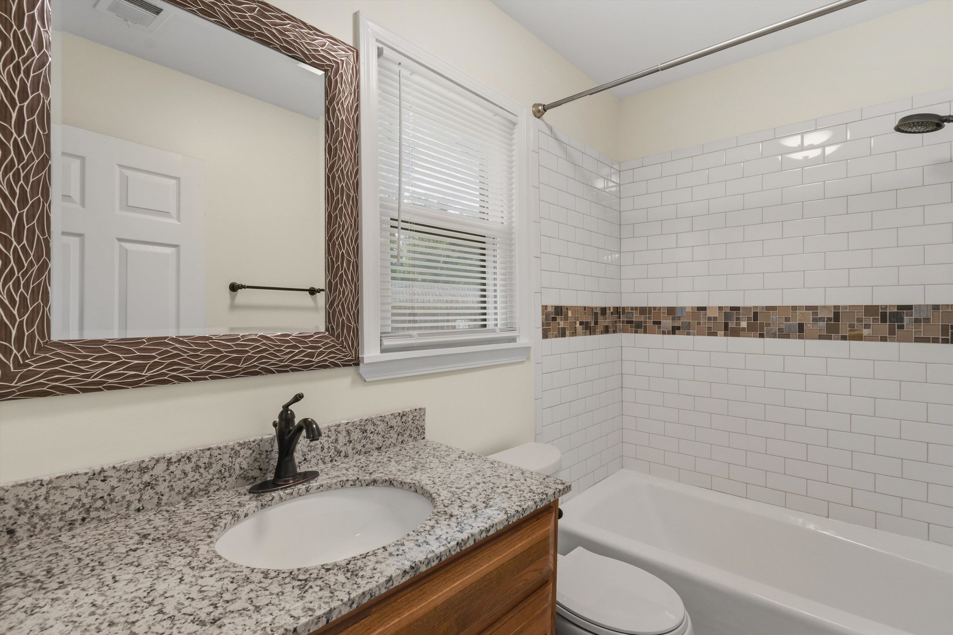 1305 Gherald St Property Photo 20