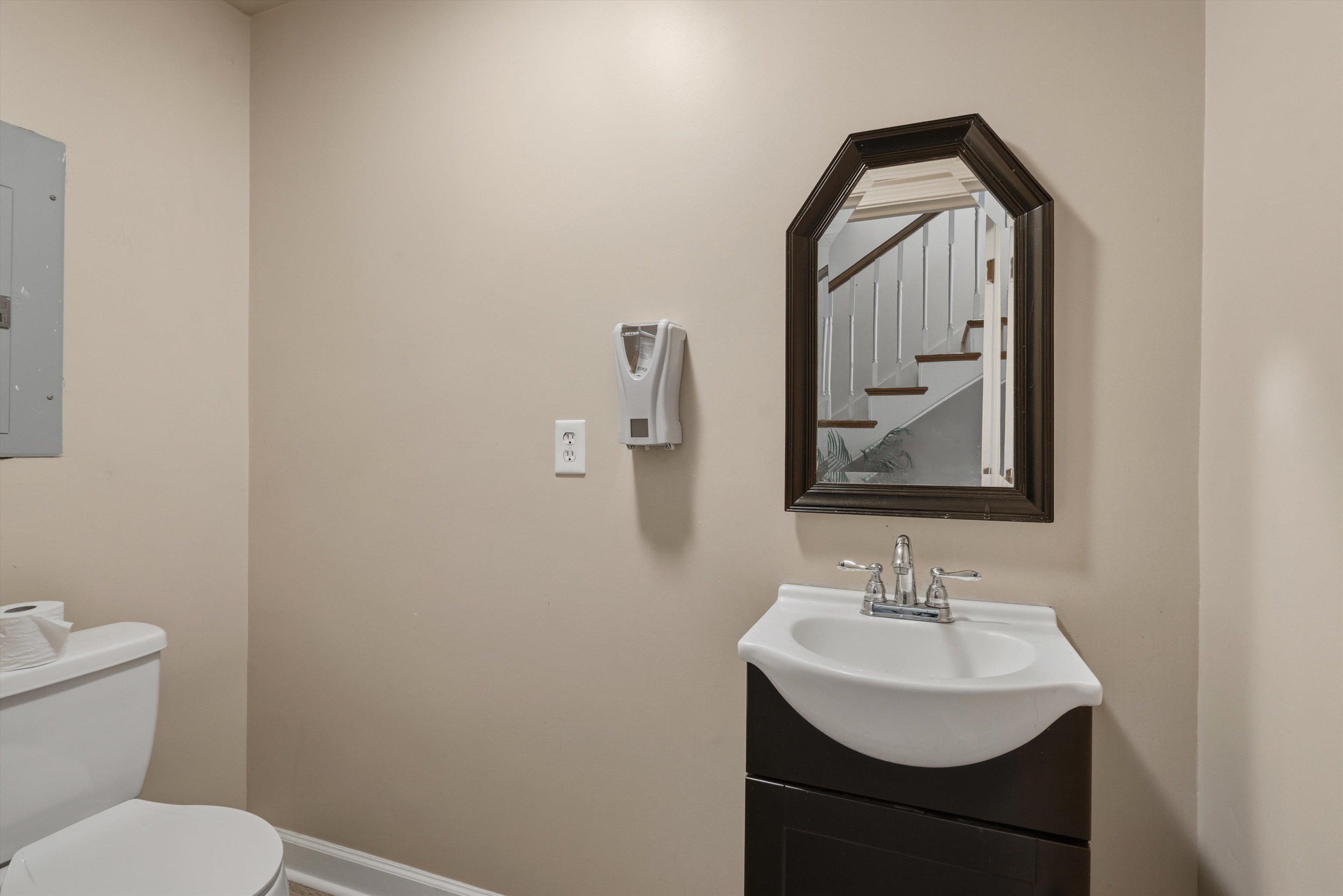 1305 Gherald St Property Photo 25