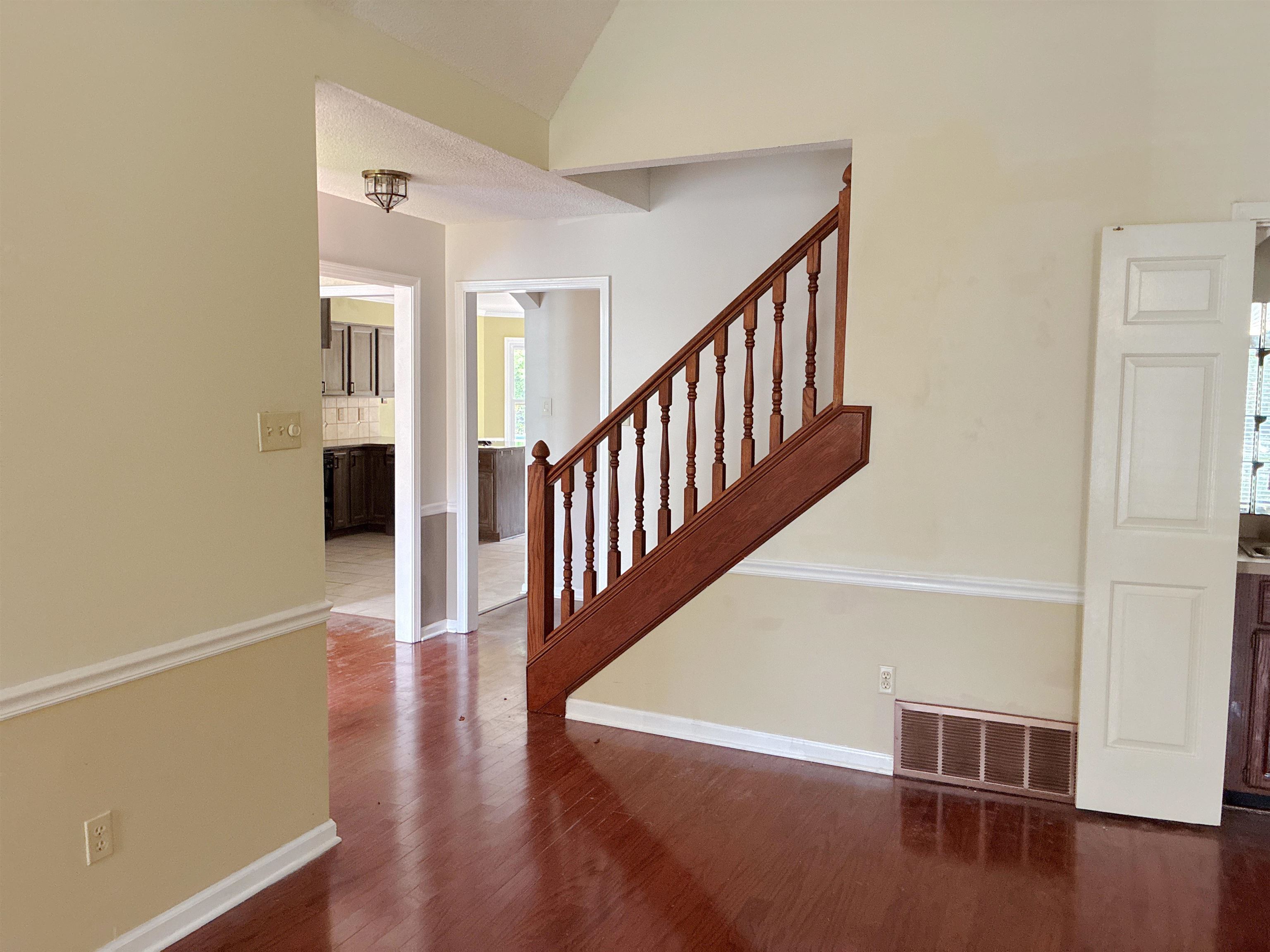 8534 Shady Trail Cv Property Photo 10