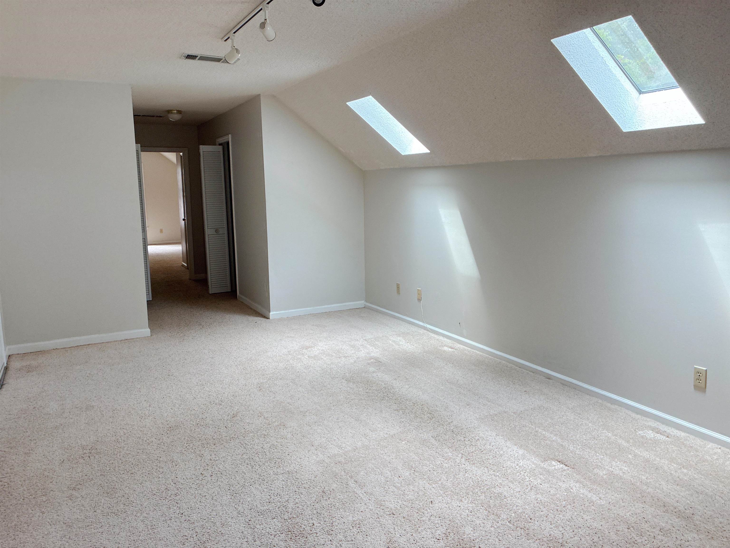8534 Shady Trail Cv Property Photo 19