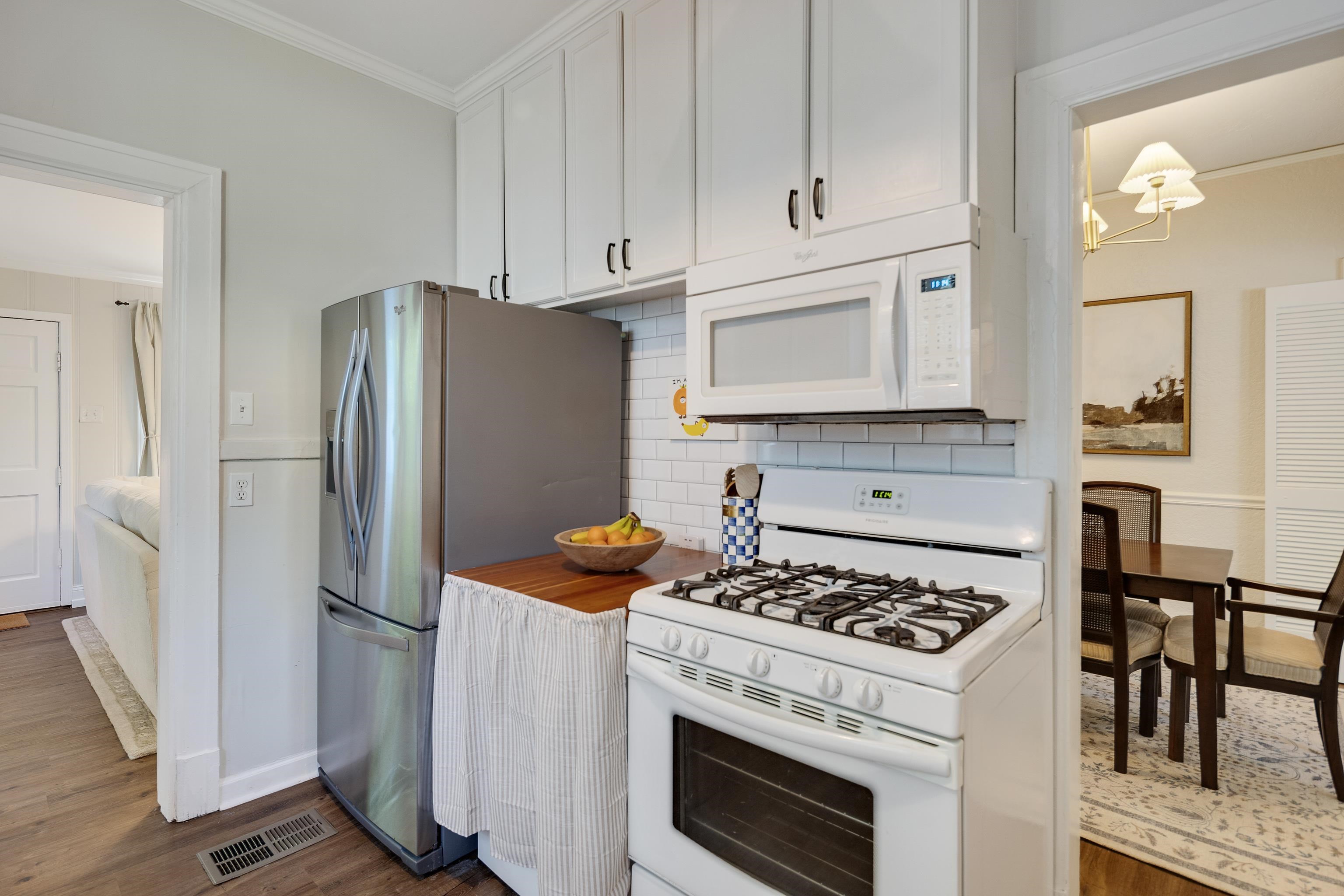 424 Alexander St Property Photo 11