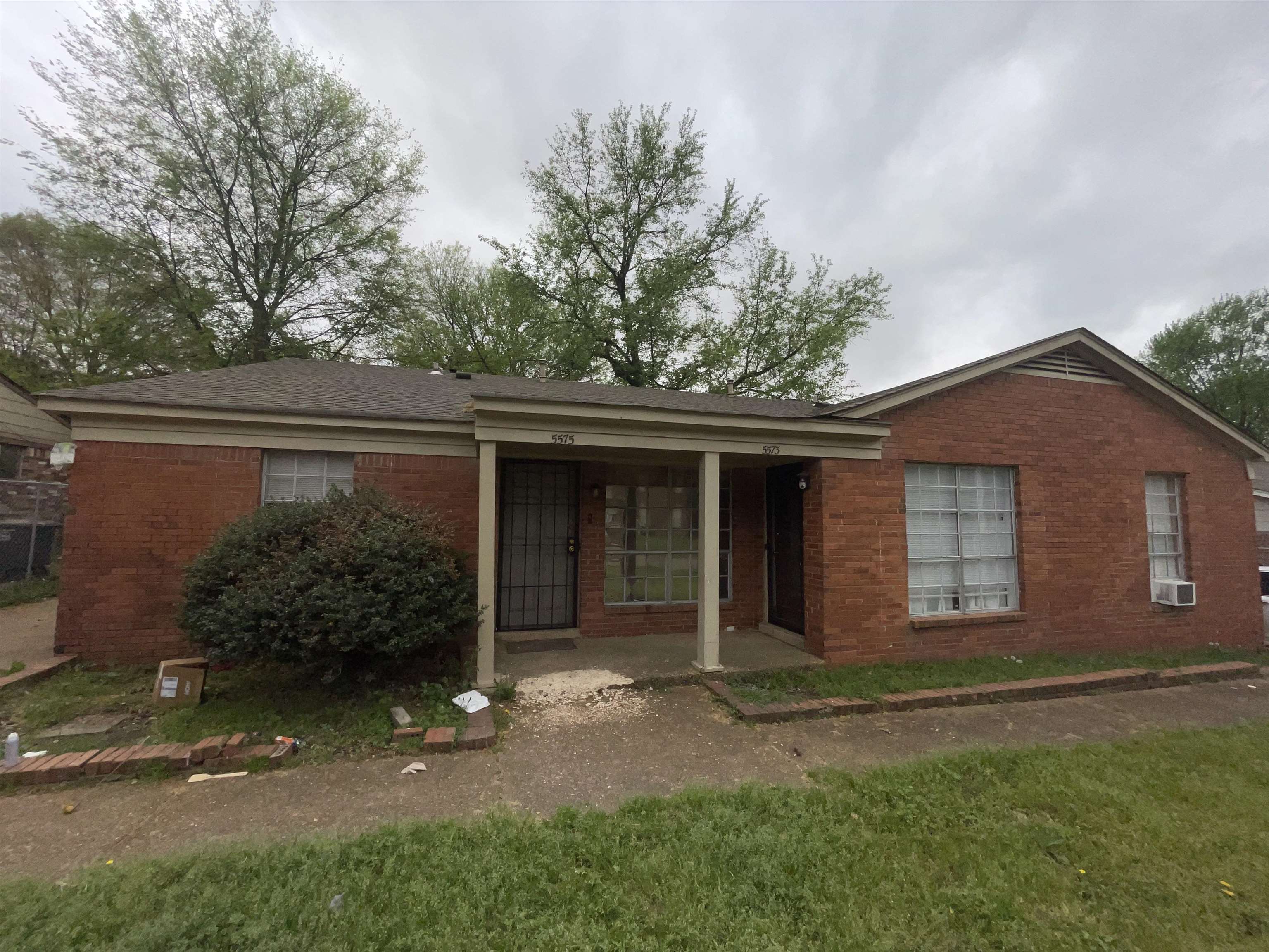 5573 Apple Blossom Dr Property Photo 1