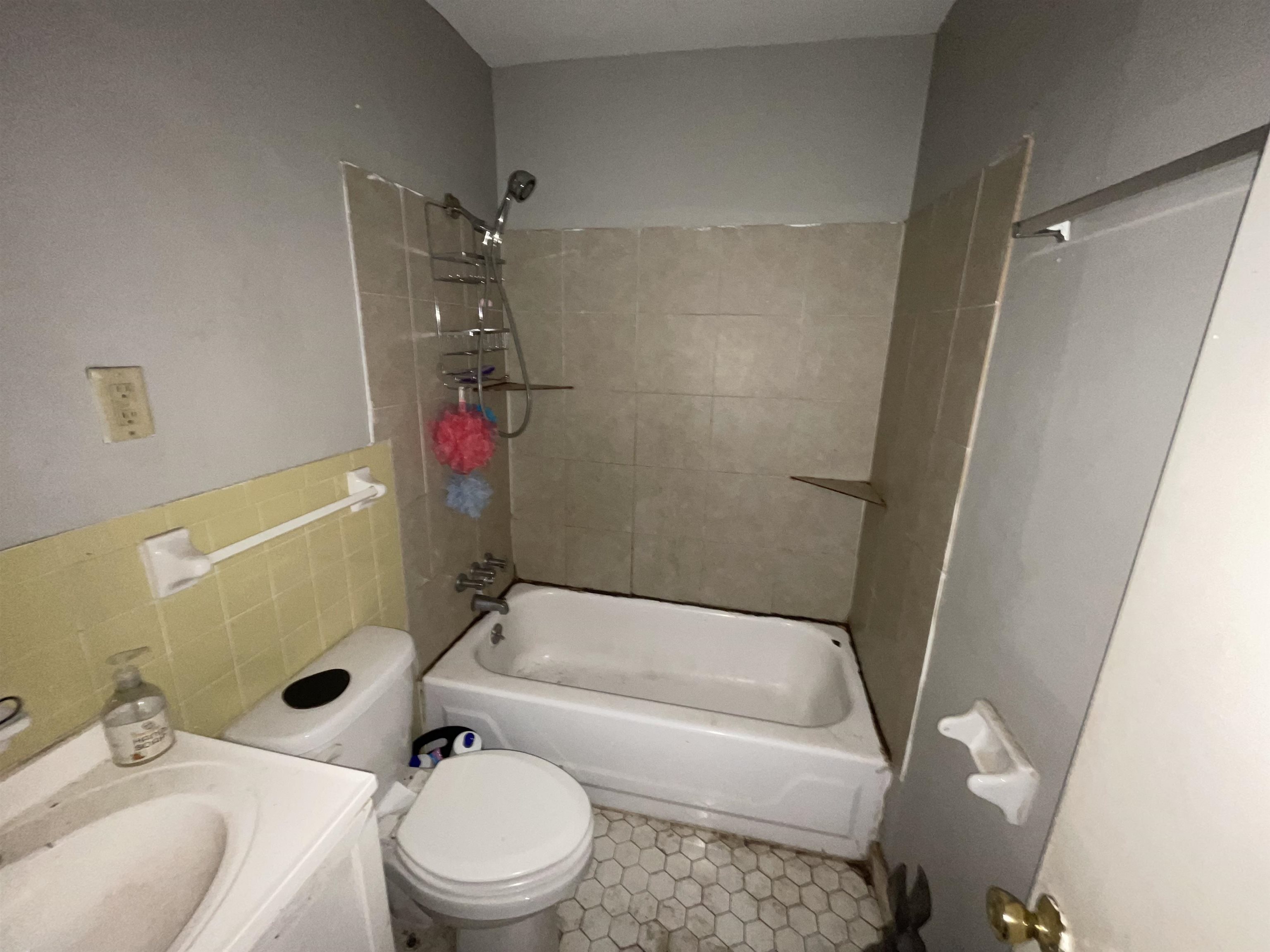5573 Apple Blossom Dr Property Photo 7