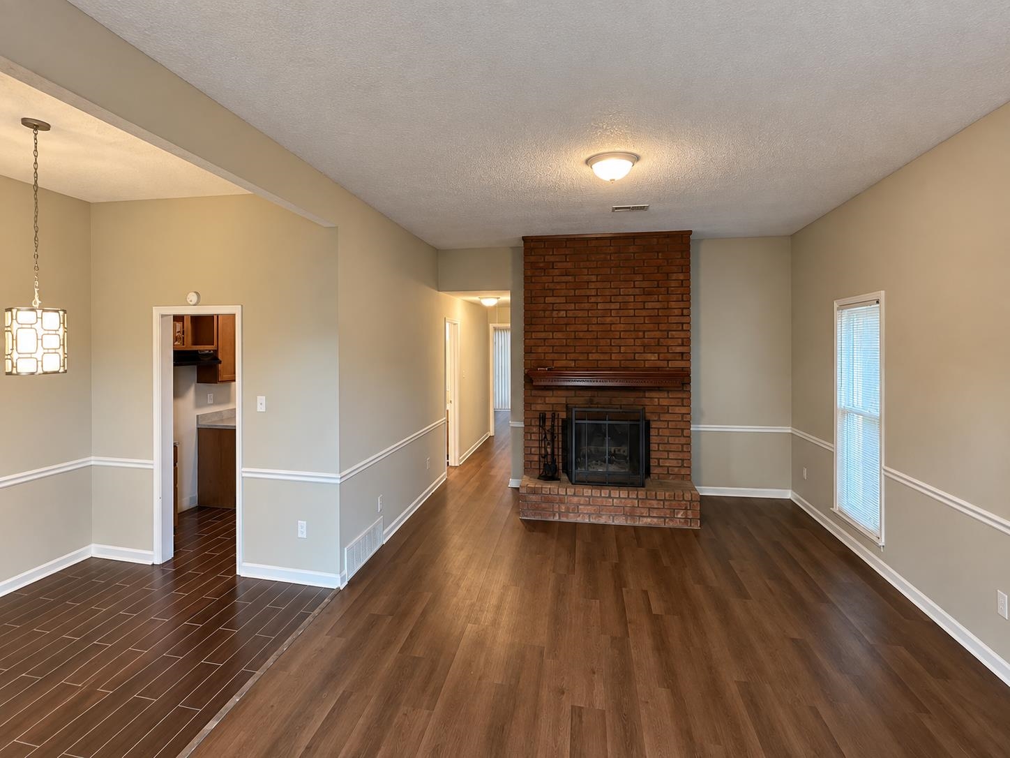 4421 Forest Valley Dr Property Photo 4