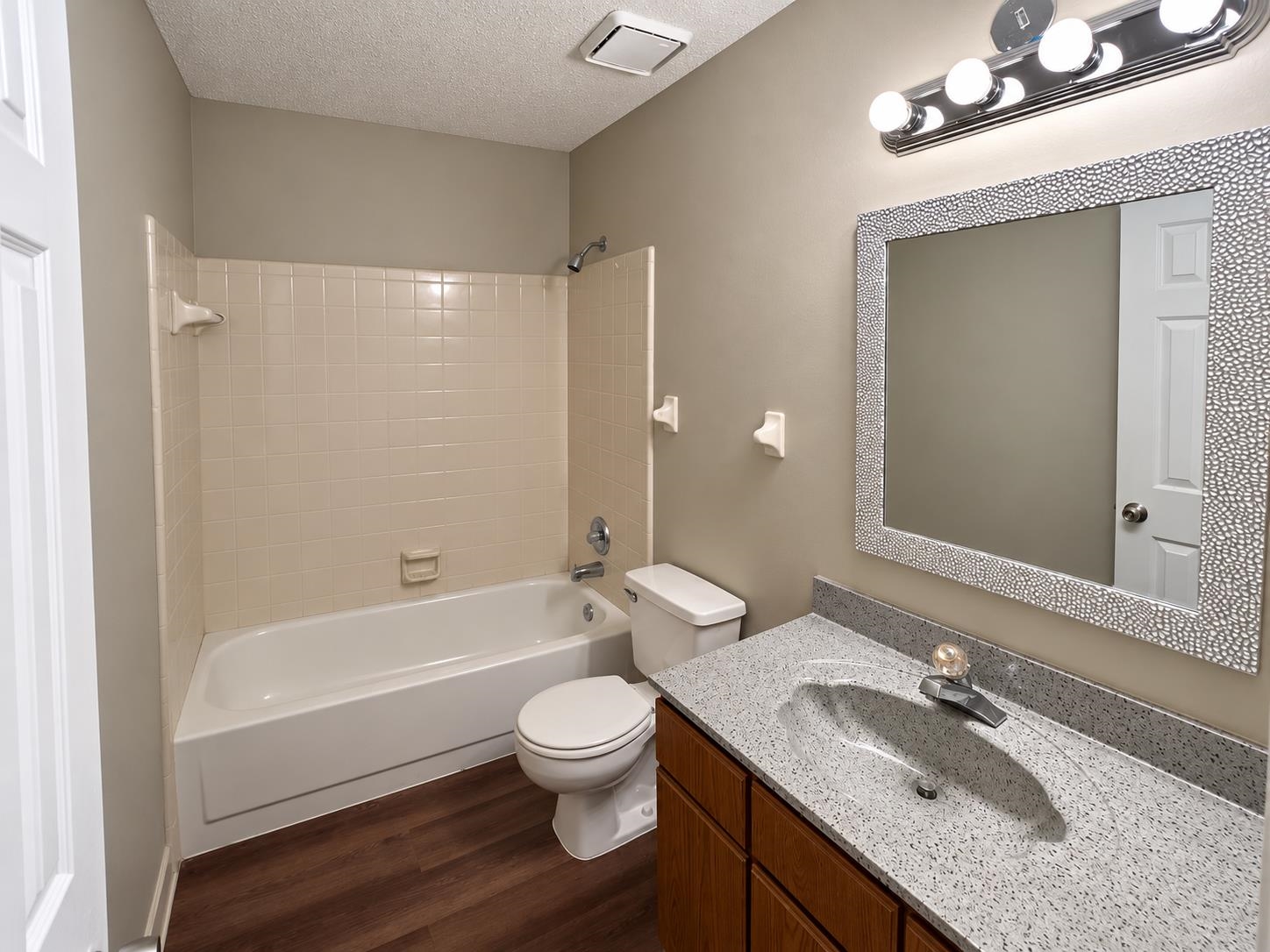 4421 Forest Valley Dr Property Photo 8