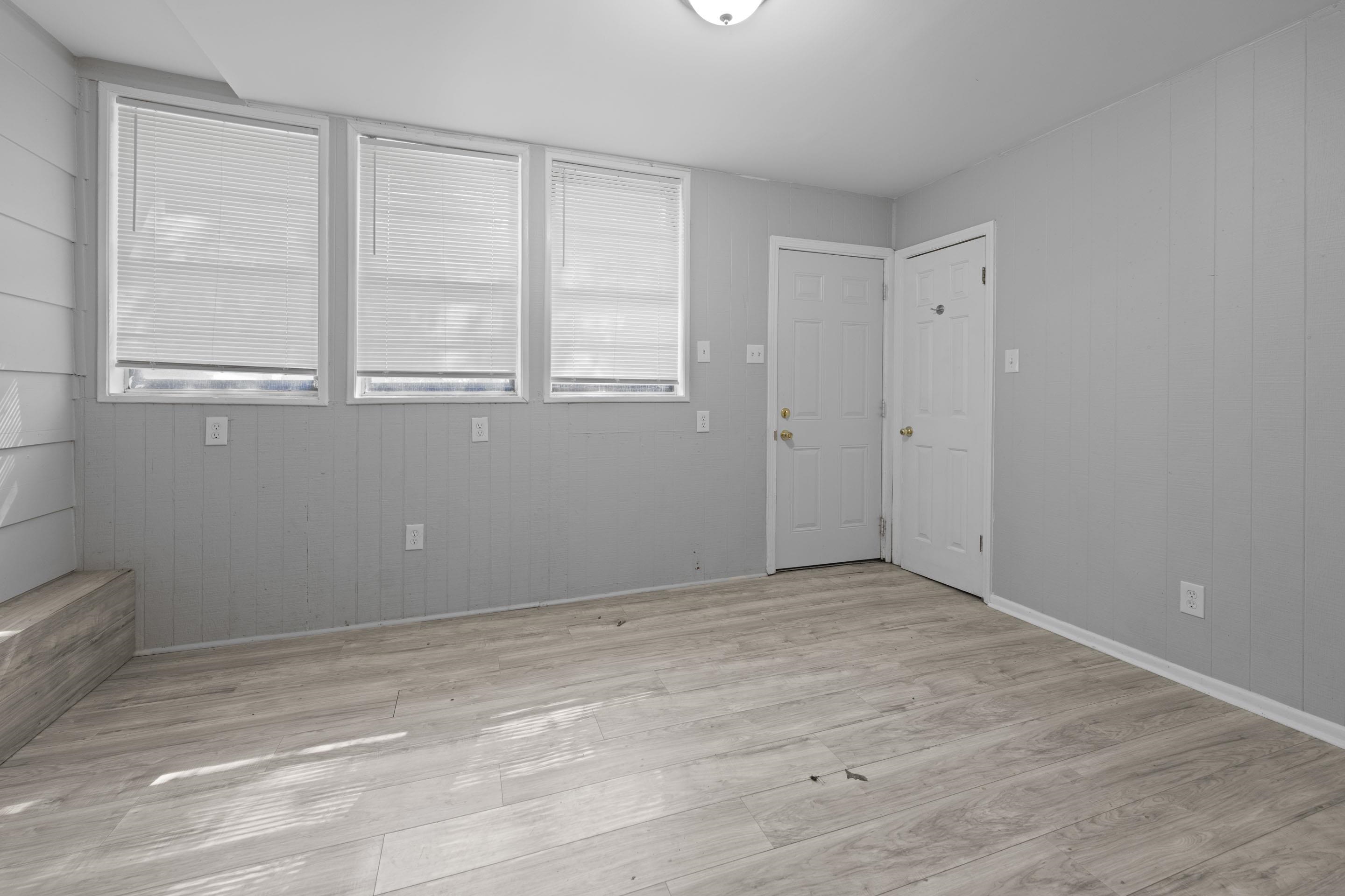 2067 Collier Dr Property Photo 10