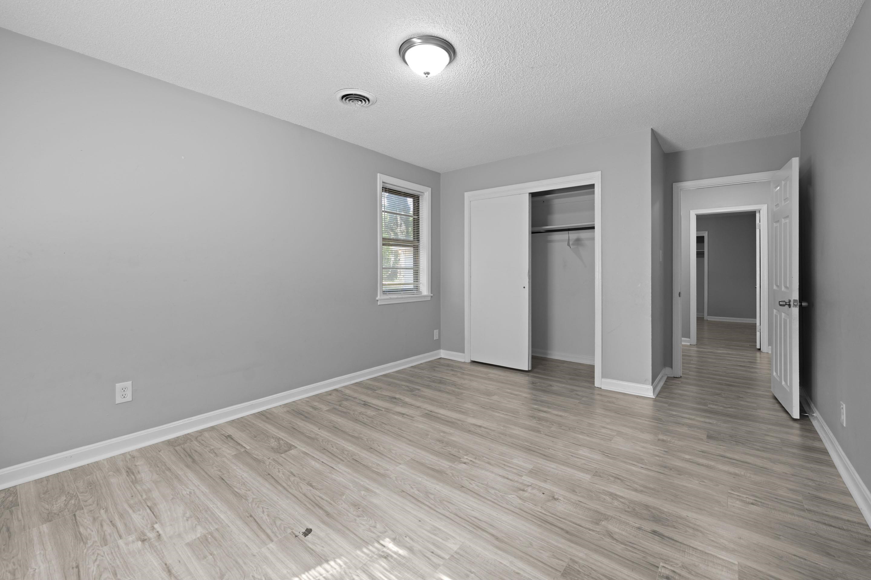2067 Collier Dr Property Photo 16