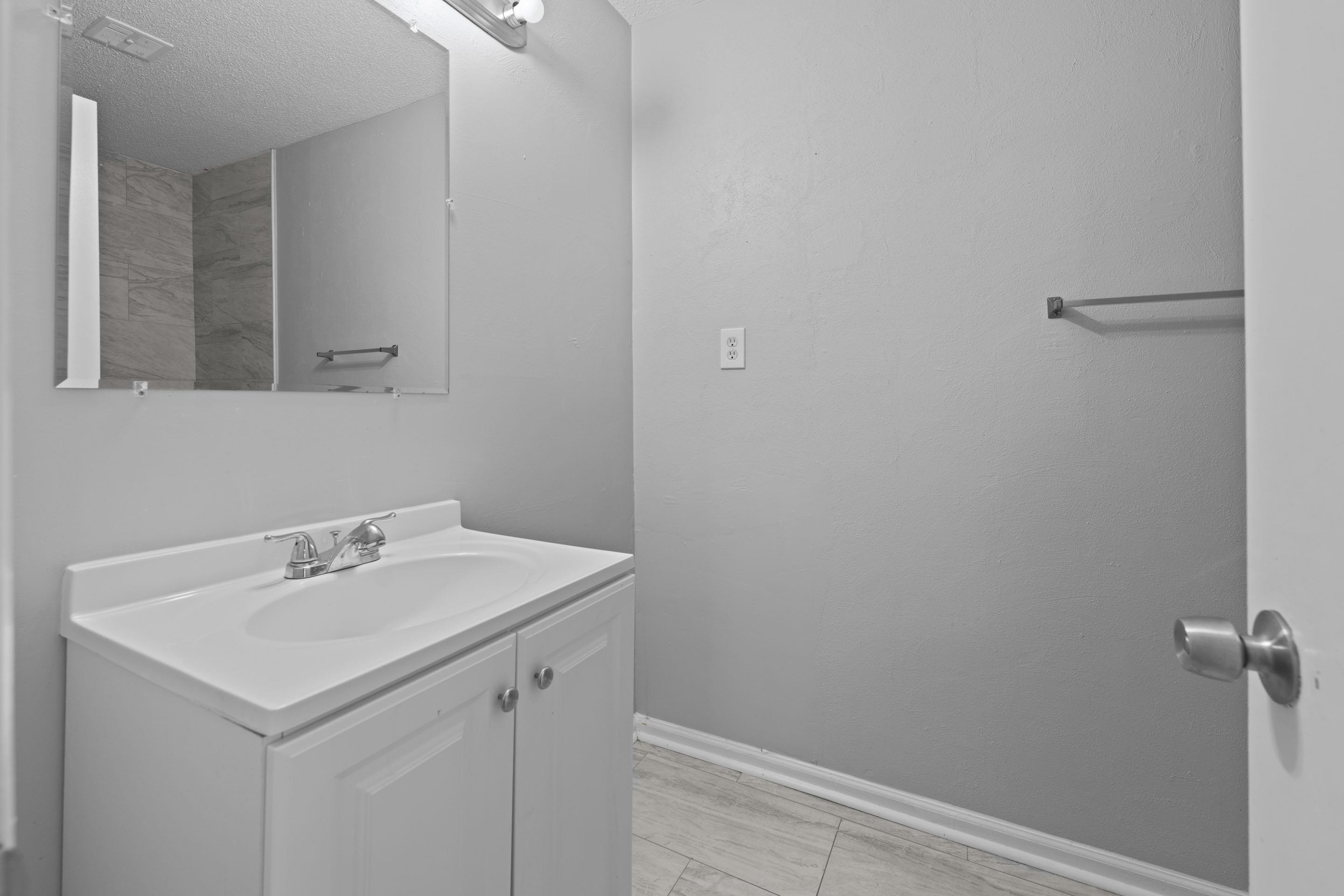 2067 Collier Dr Property Photo 17