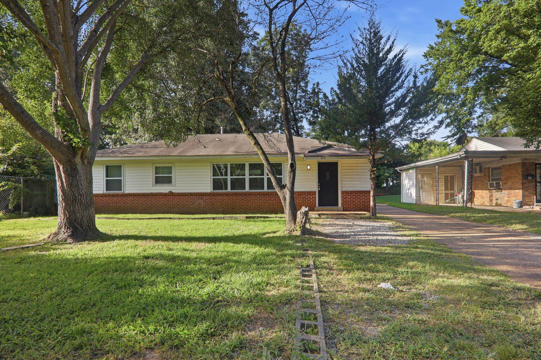 4111 BARRON AVE Property Photo 1