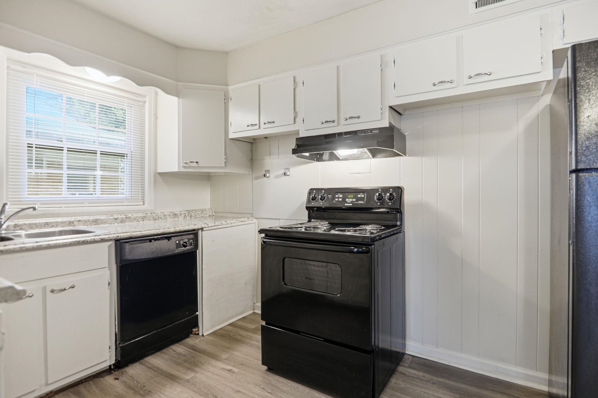 4111 Barron Ave Property Photo 12