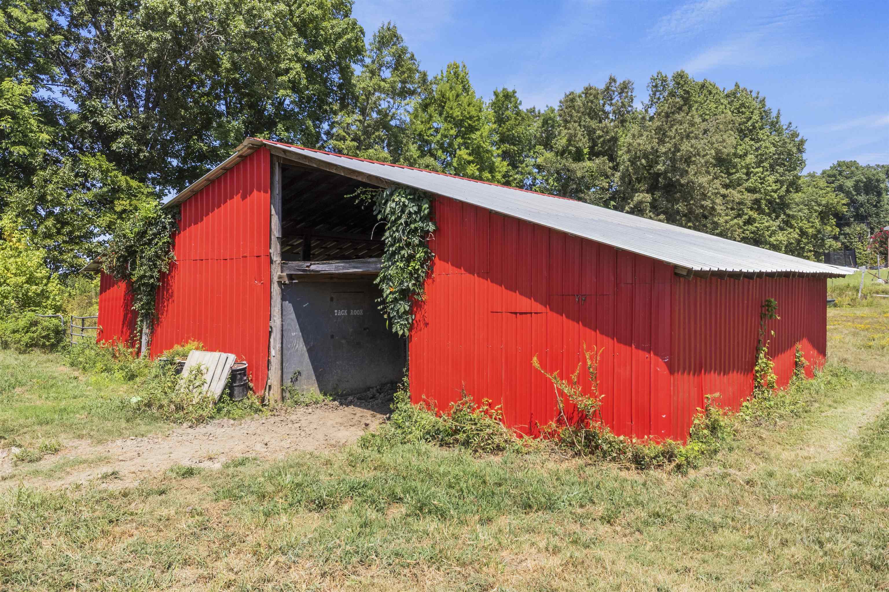 8105 Miller Rd Property Photo 13