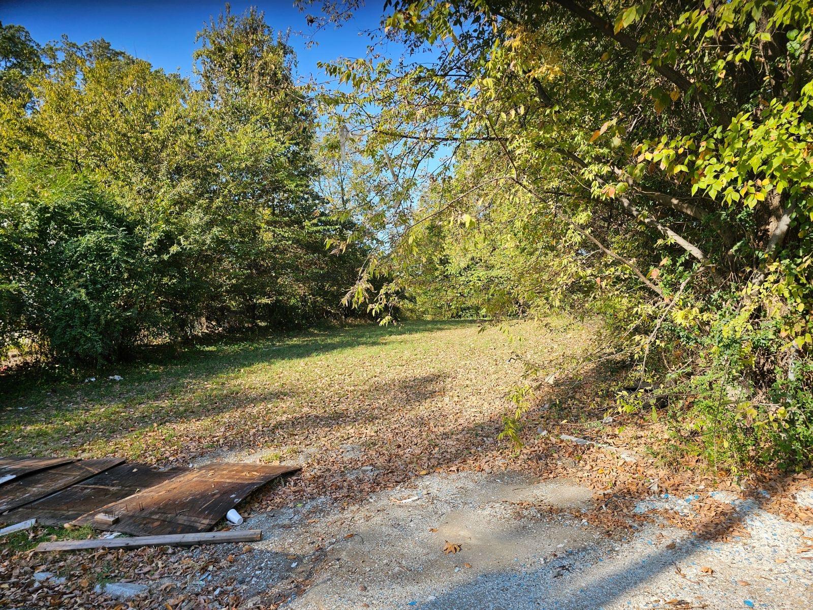 394 LACLEDE PL Property Photo 1