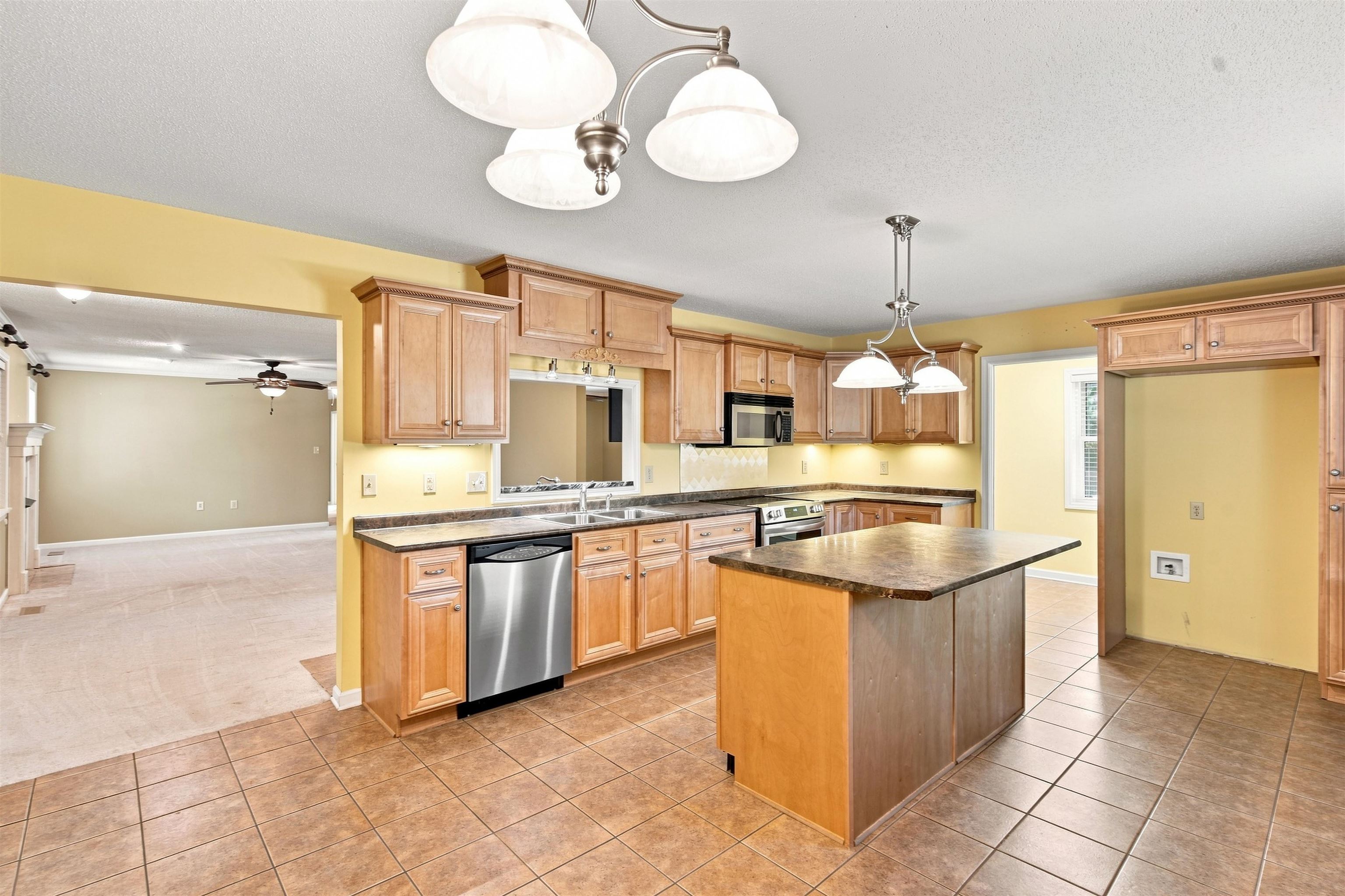 506 Charles Ave Property Photo 14
