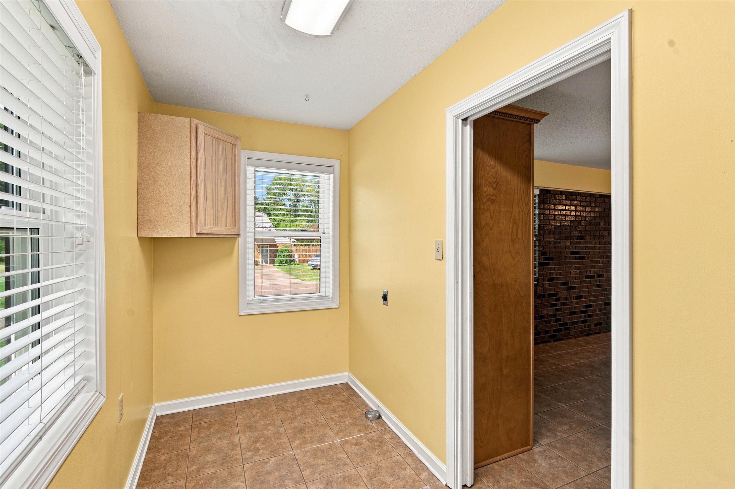 506 Charles Ave Property Photo 17