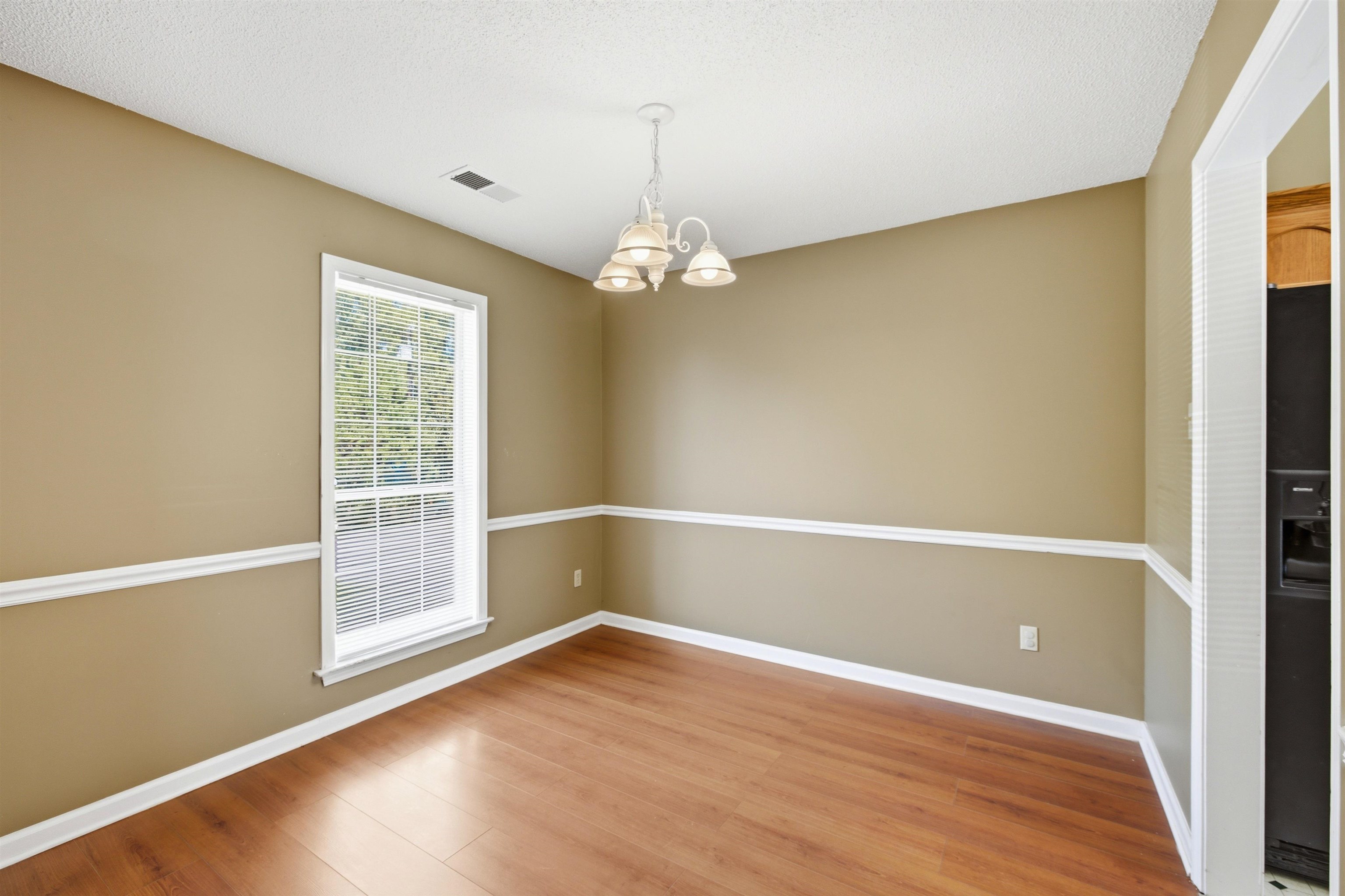 272 Wellington Way Property Photo 6