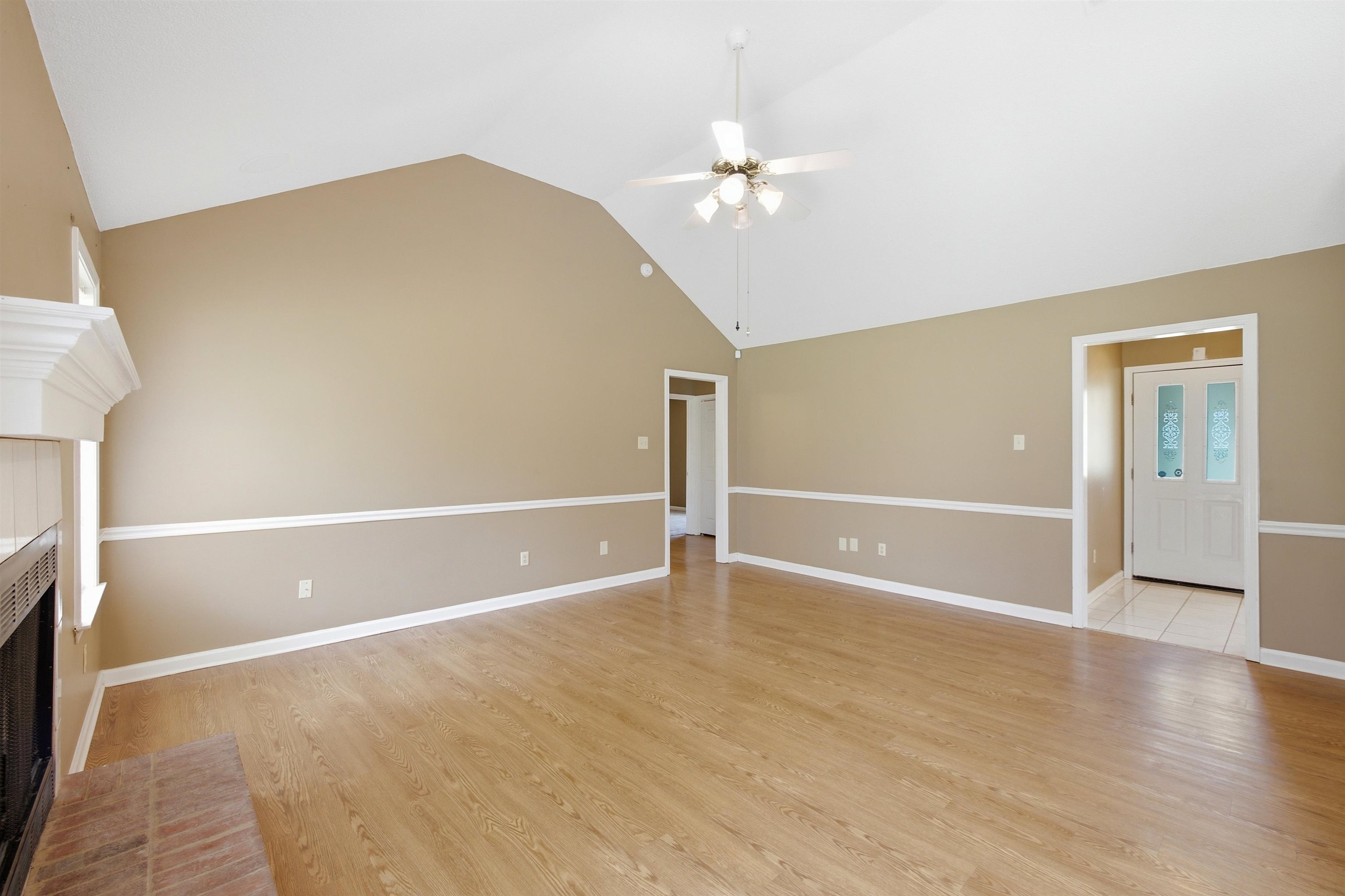 272 Wellington Way Property Photo 9