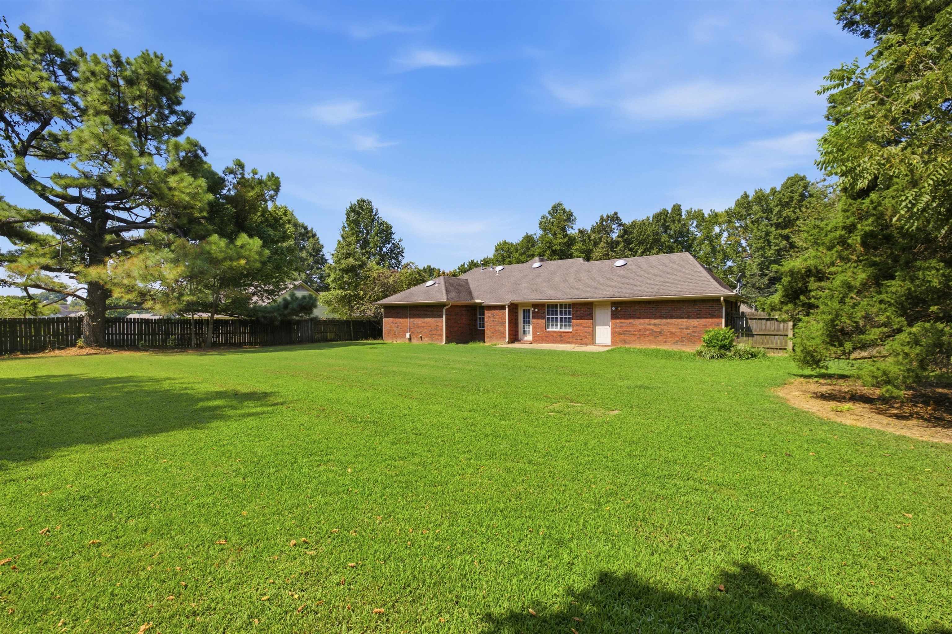 272 Wellington Way Property Photo 33
