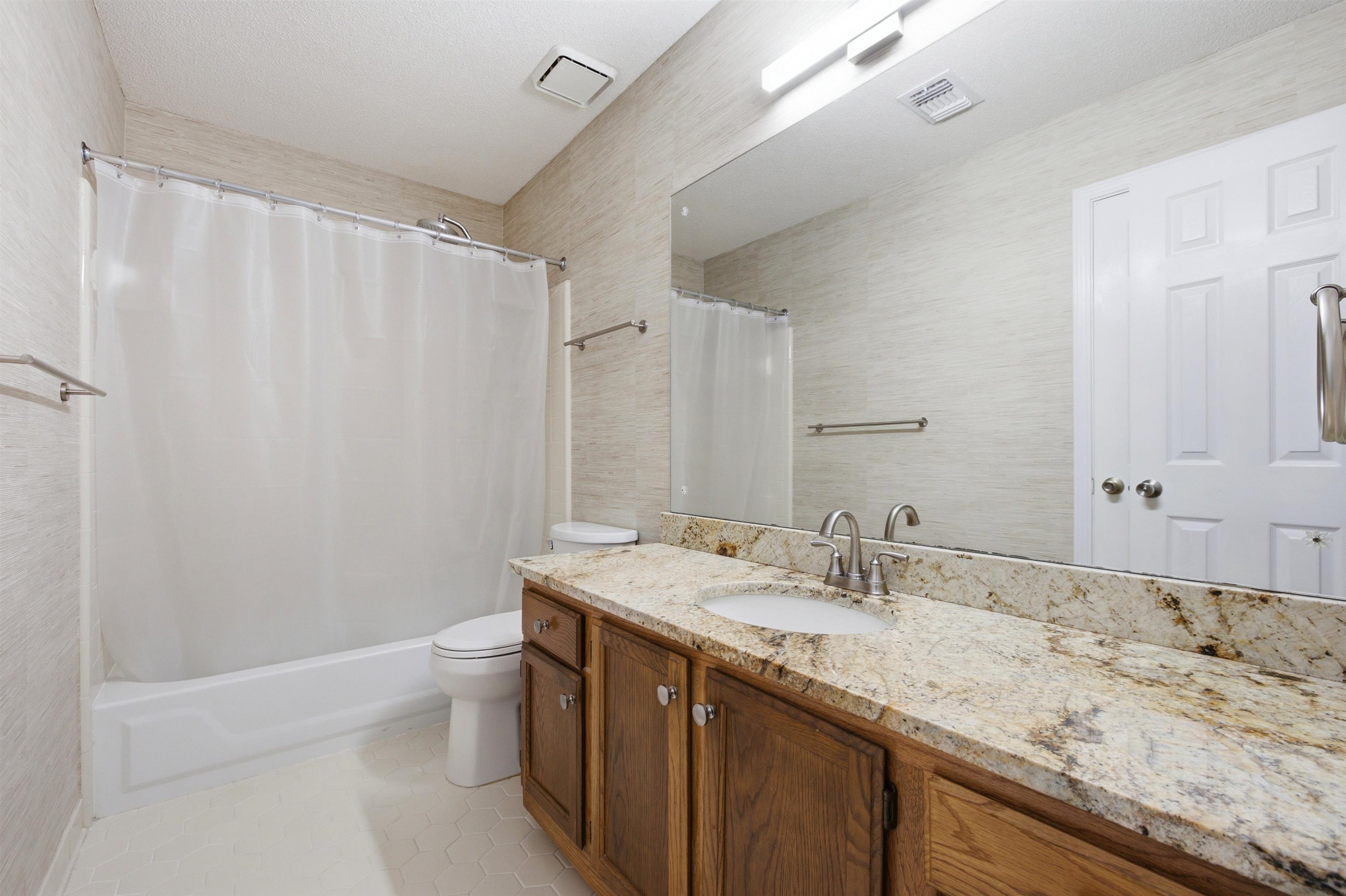 1531 Fox Trace Dr Property Photo 20