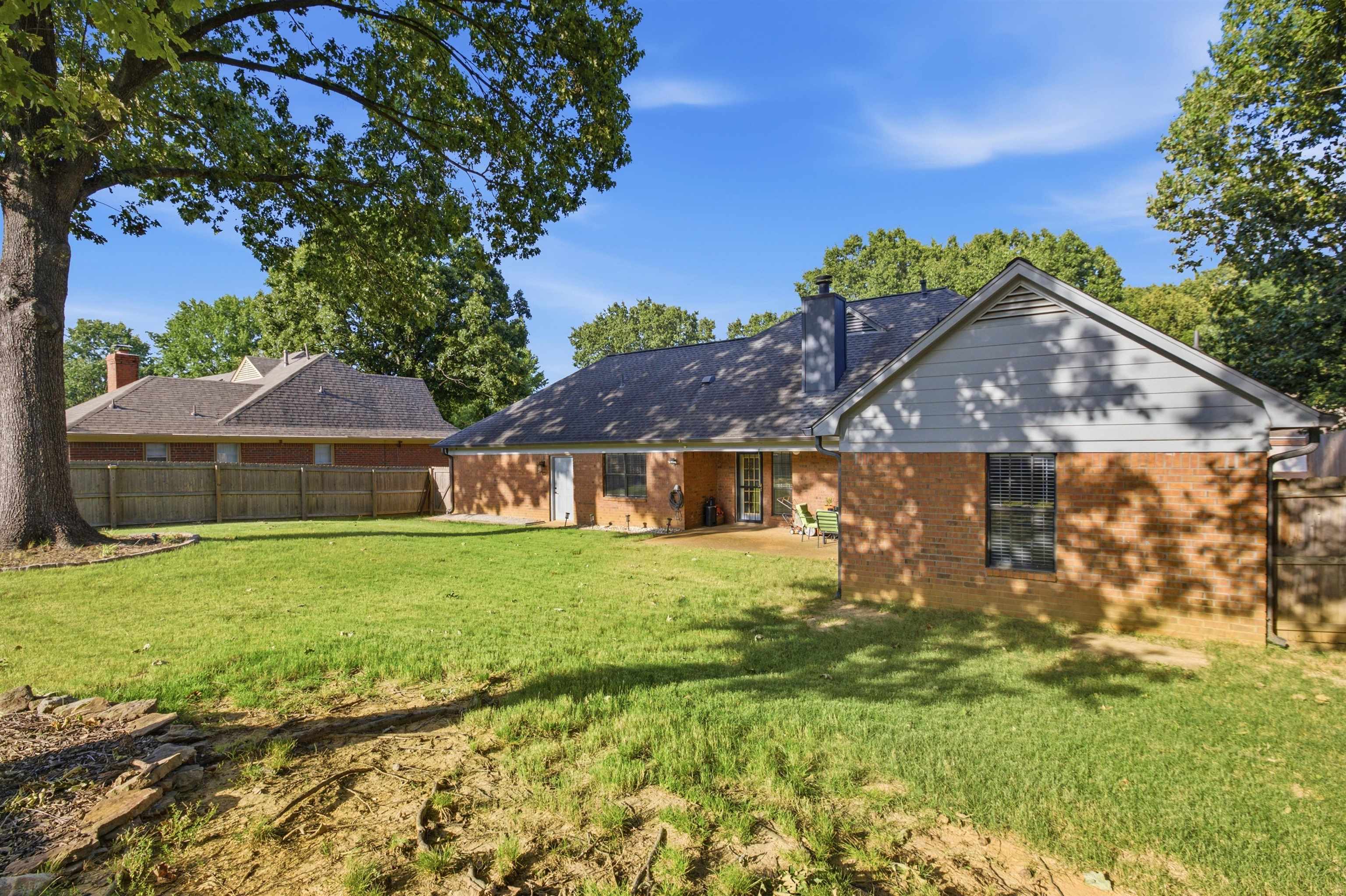 1531 Fox Trace Dr Property Photo 27