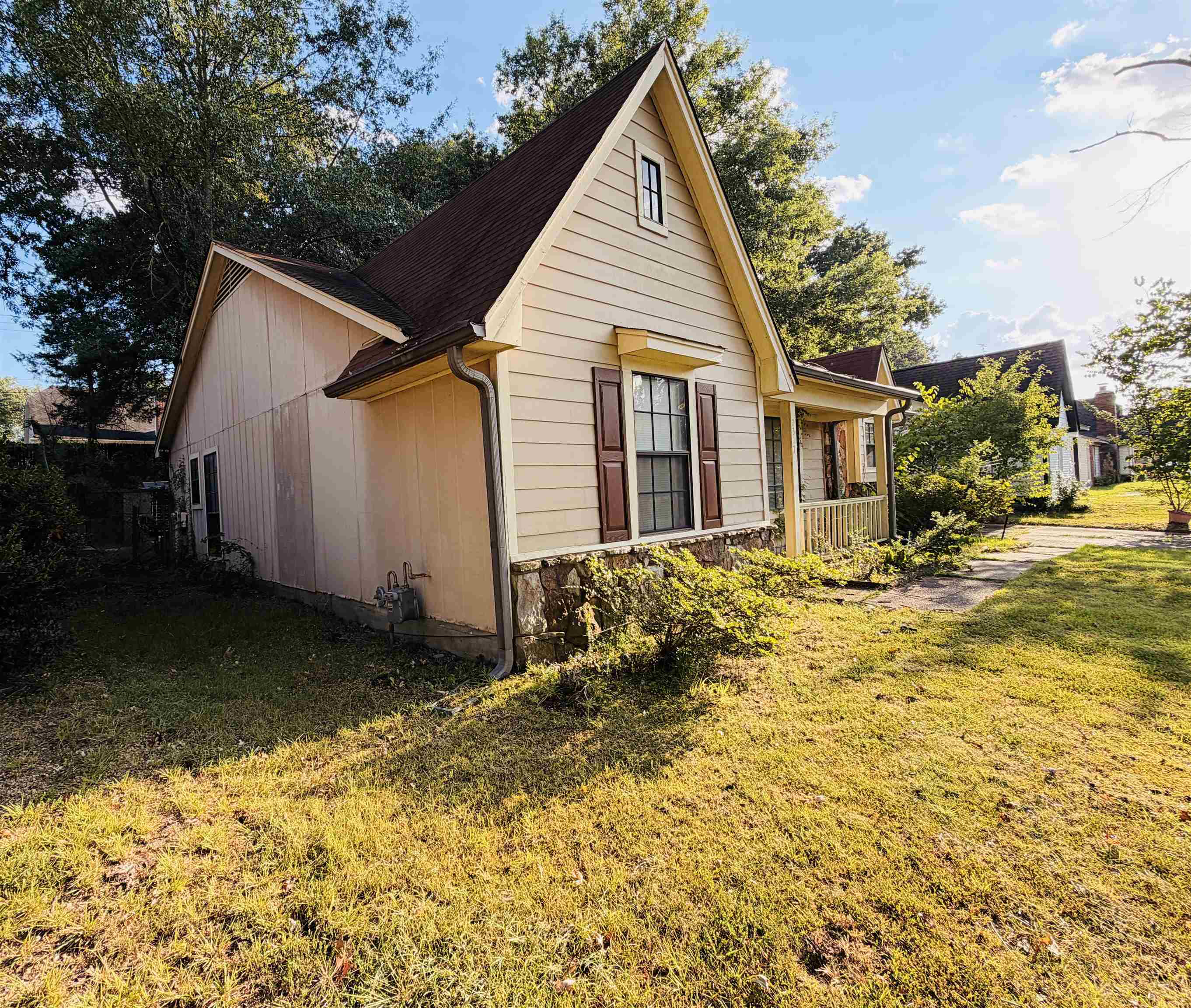 7317 Eggleston Rd Property Photo 2