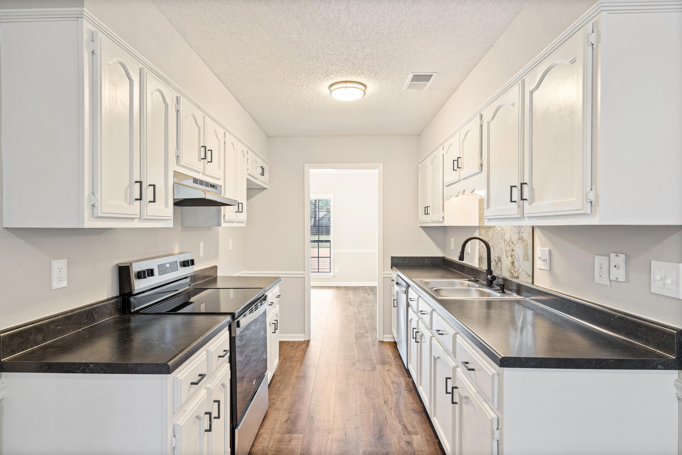 7722 Ivy Mist Cv Property Photo 5