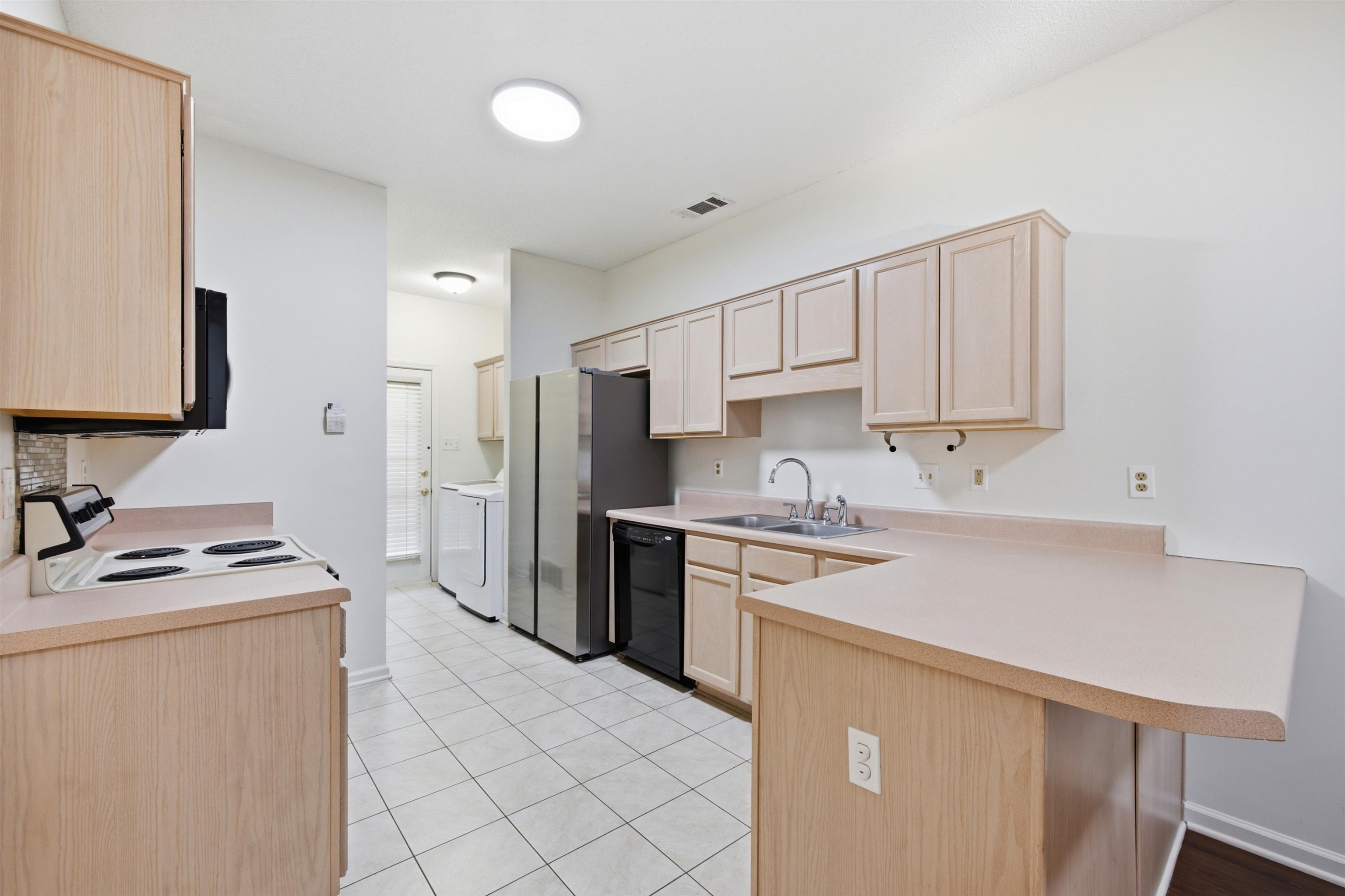 1168 Brady Hollow Ln Property Photo 6