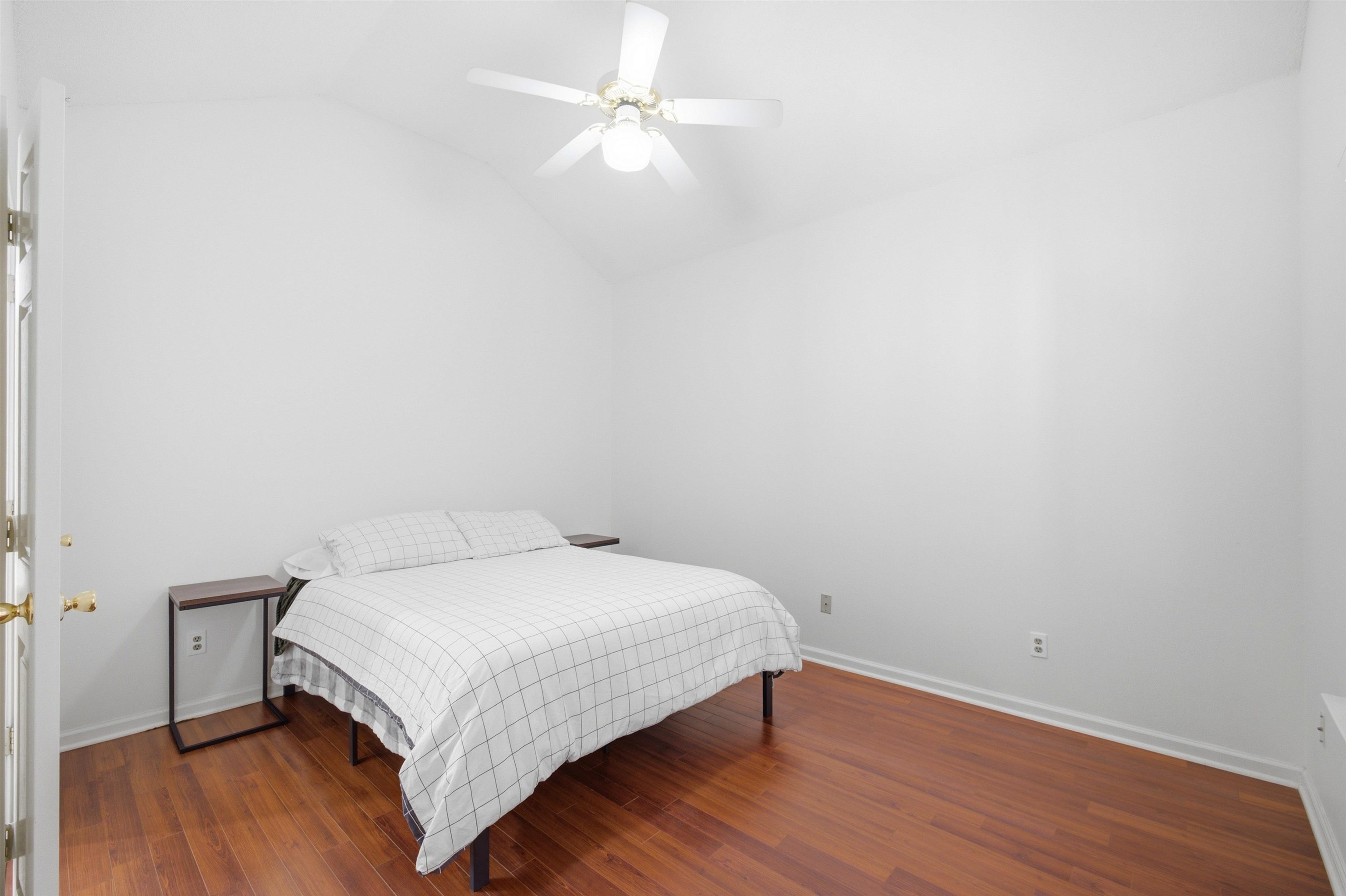 1168 Brady Hollow Ln Property Photo 10
