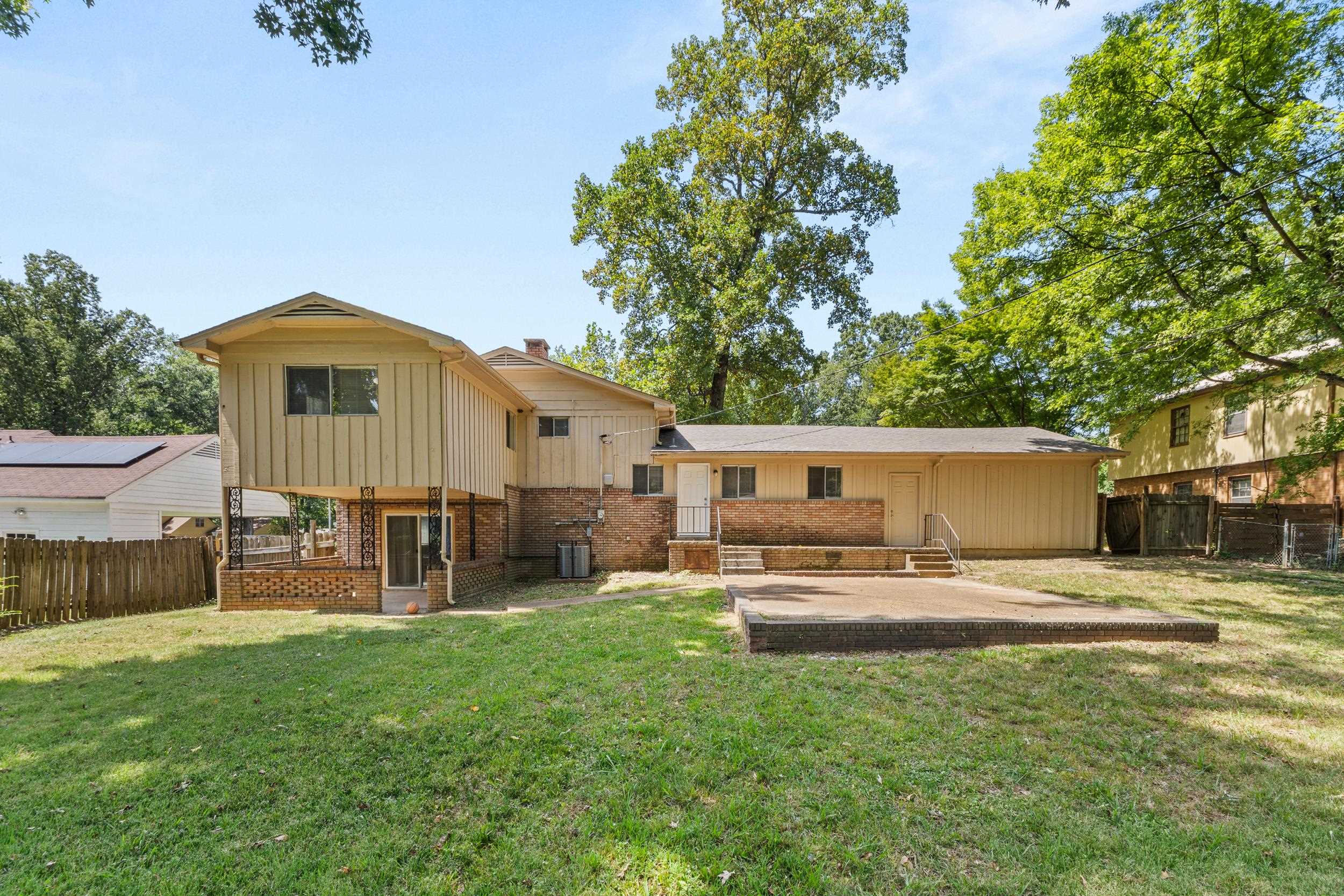 3018 Scotland Rd Property Photo 3