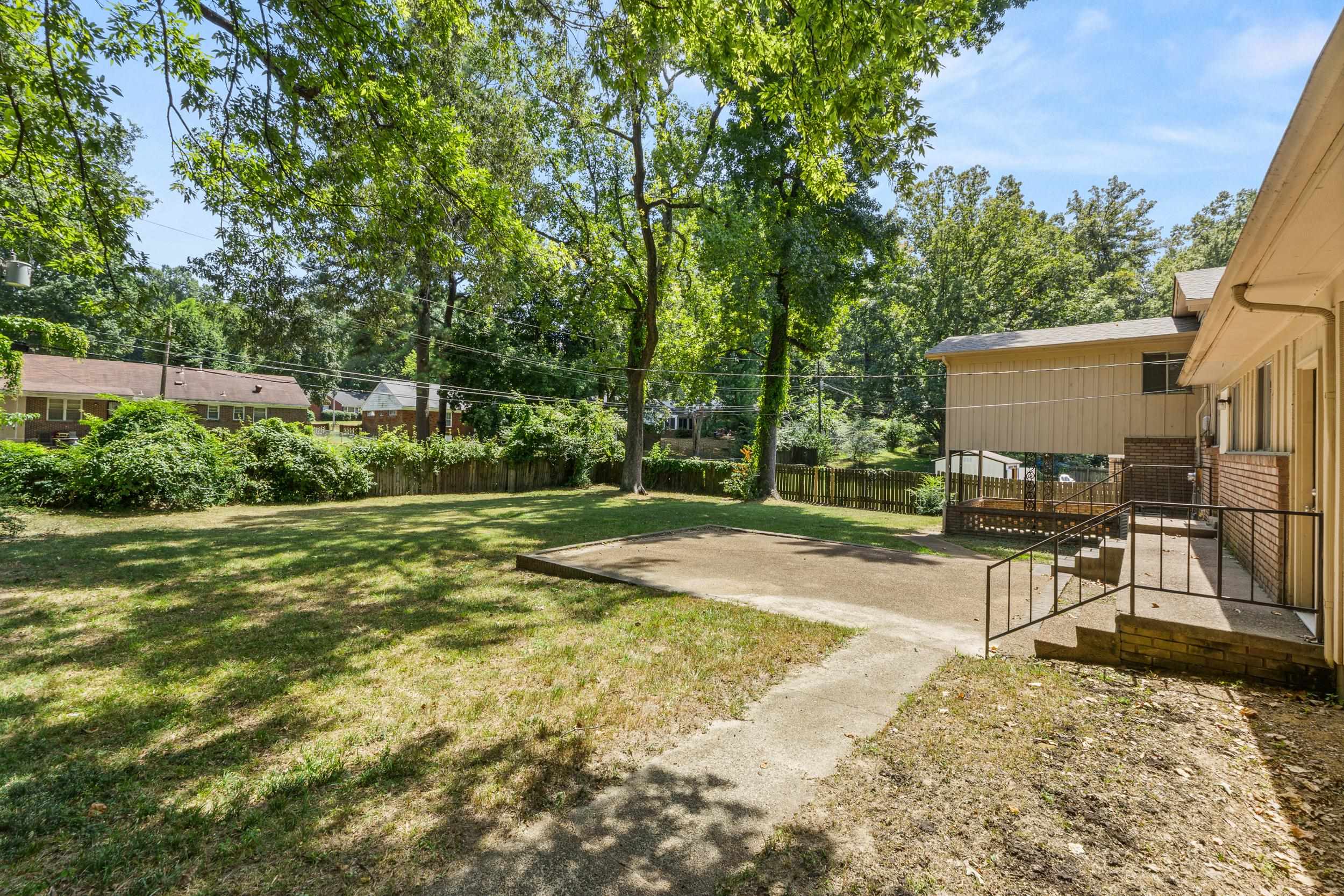 3018 Scotland Rd Property Photo 5