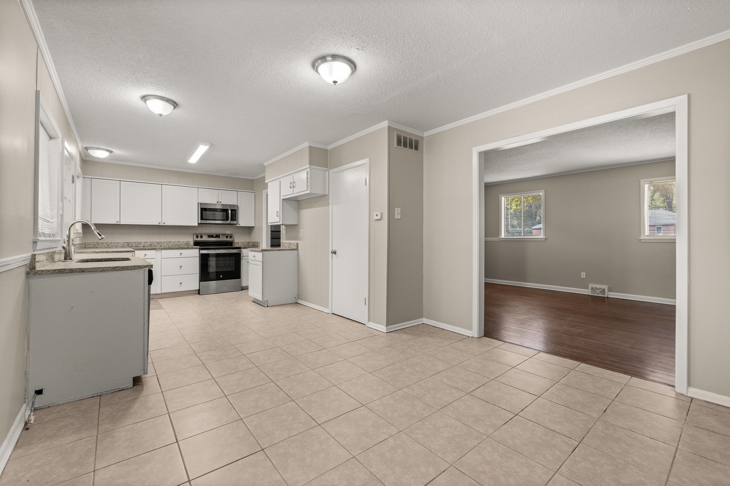 3018 Scotland Rd Property Photo 10