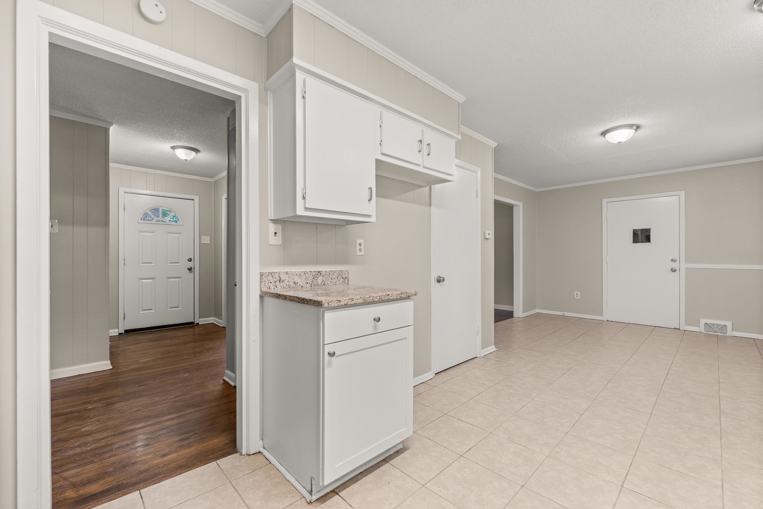 3018 Scotland Rd Property Photo 14