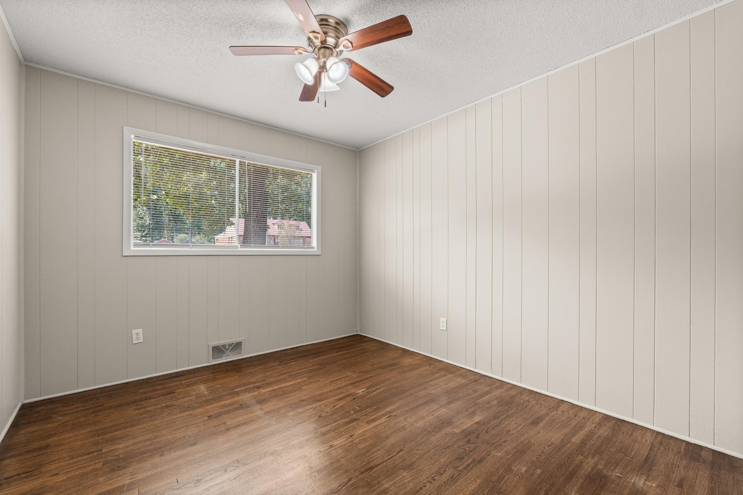 3018 Scotland Rd Property Photo 26