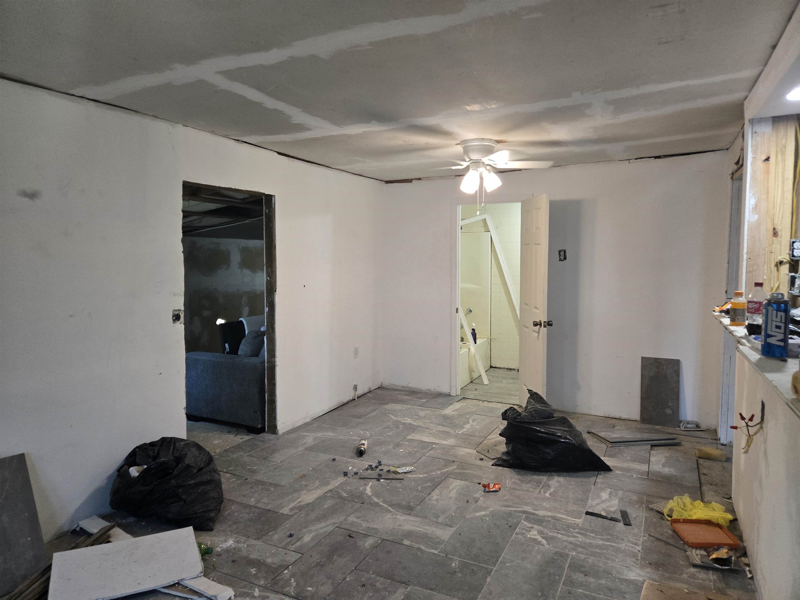 224 Baptist St Property Photo 3