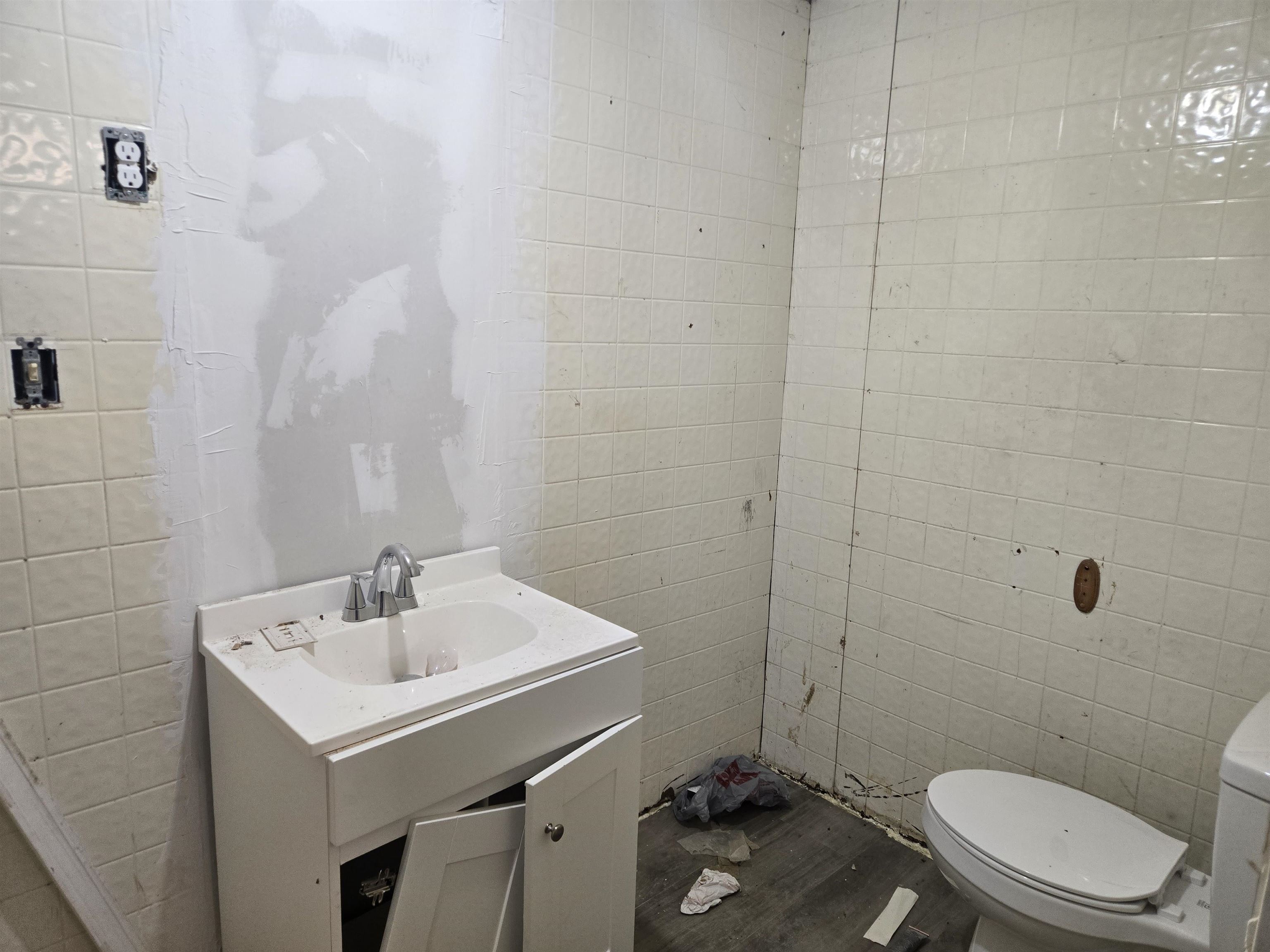 224 Baptist St Property Photo 6