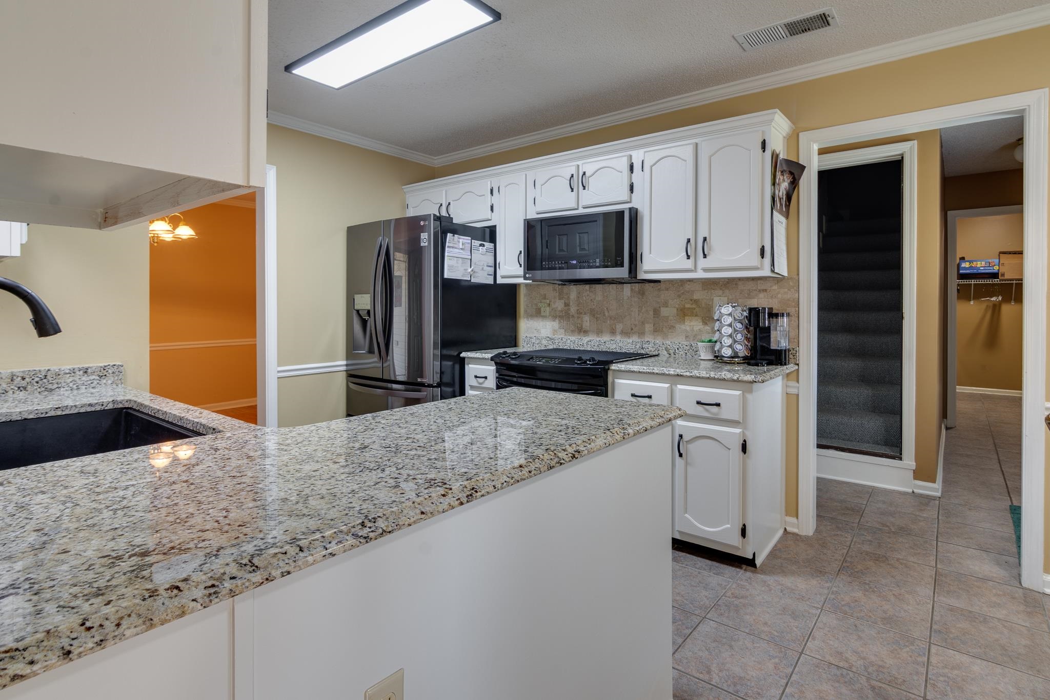4020 Altruria Rd Property Photo 8