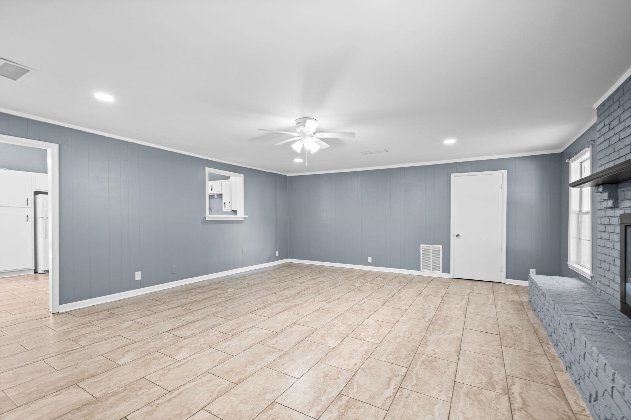 1143 Pallwood Rd Property Photo 10