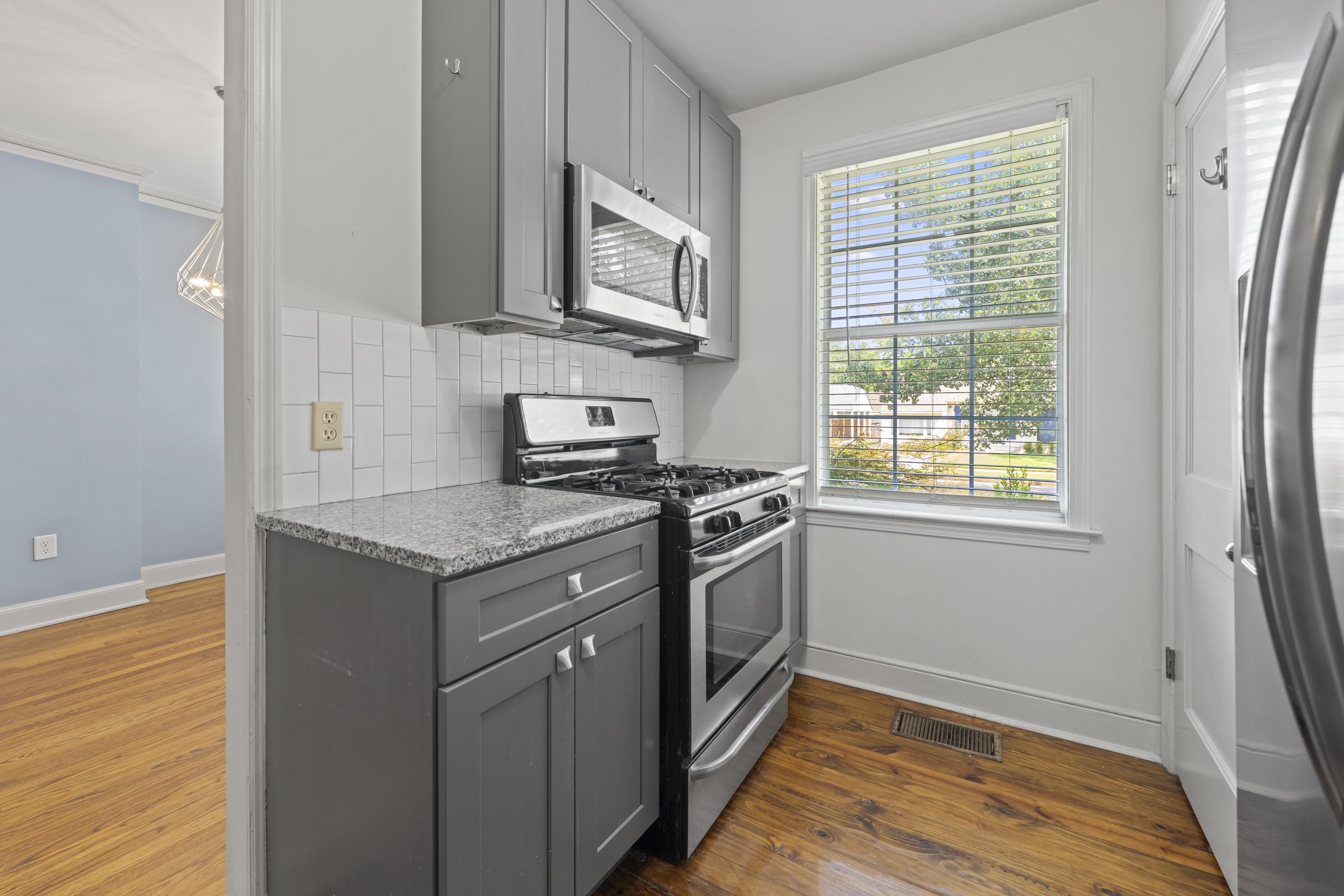 3619 Kenwood Ave Property Photo 11