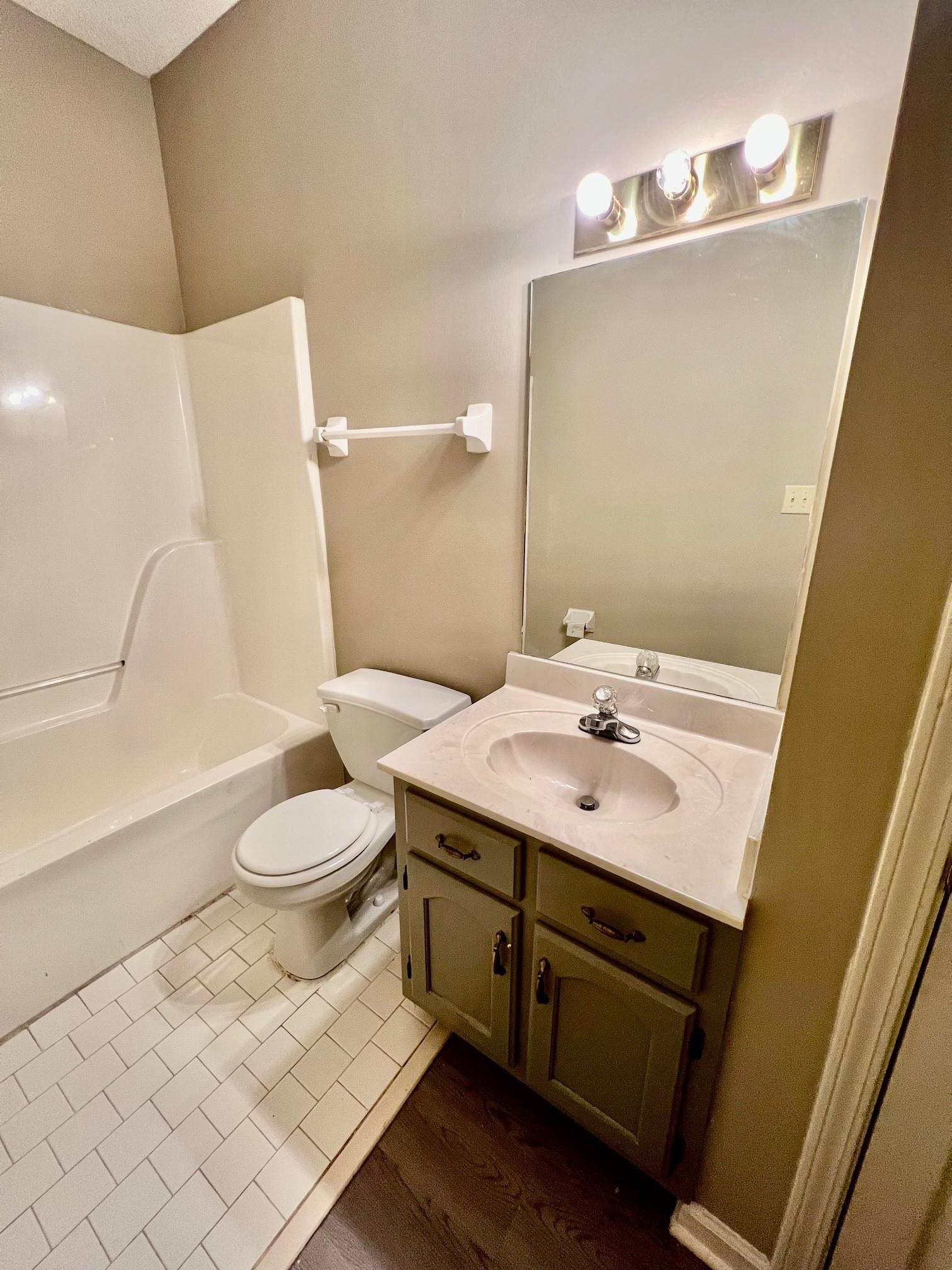 6766 Whitten Pine Dr Property Photo 4