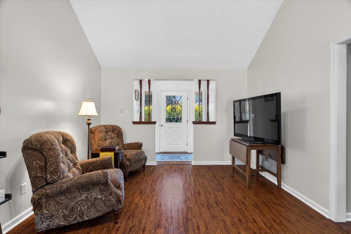 6790 Autumnhill Ln Property Photo 8