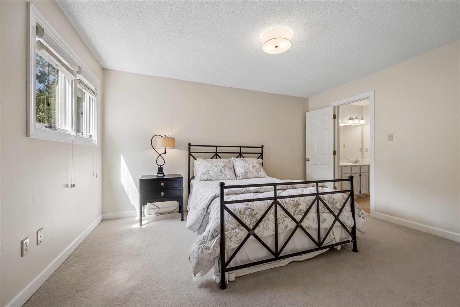 9421 Plantation Way Ln Property Photo 32